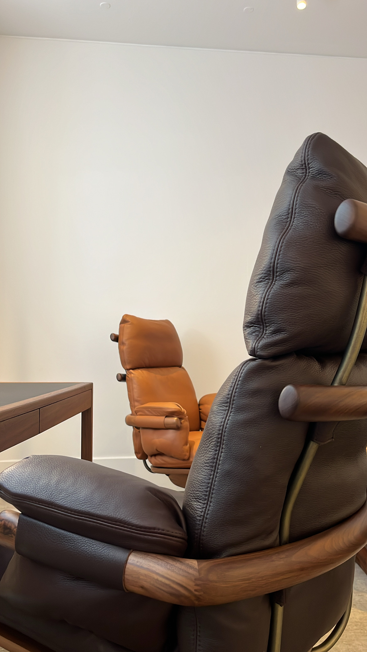 Le Bureau selon BassamFellows