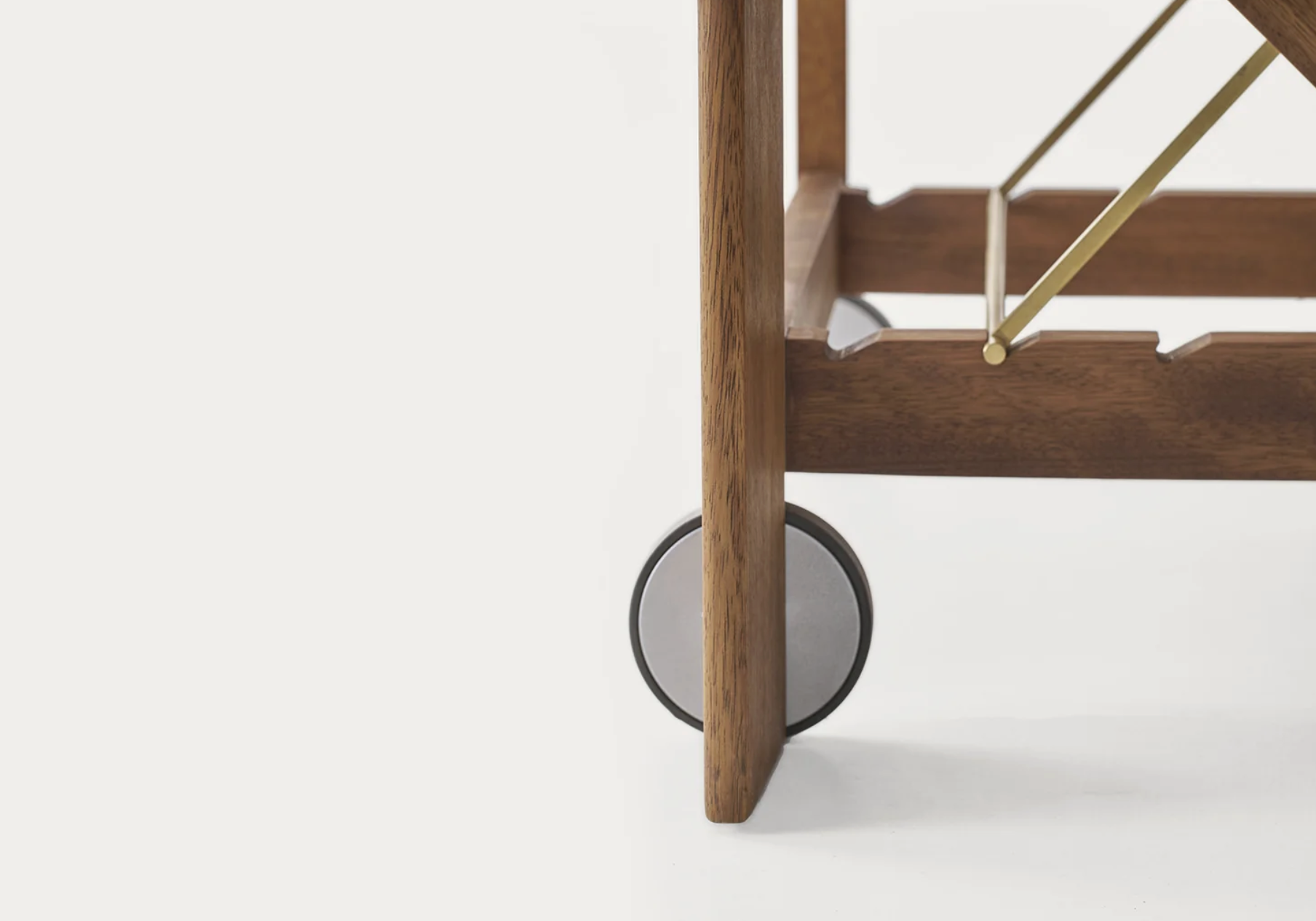 RAIL SUN LOUNGER par BassamFellows