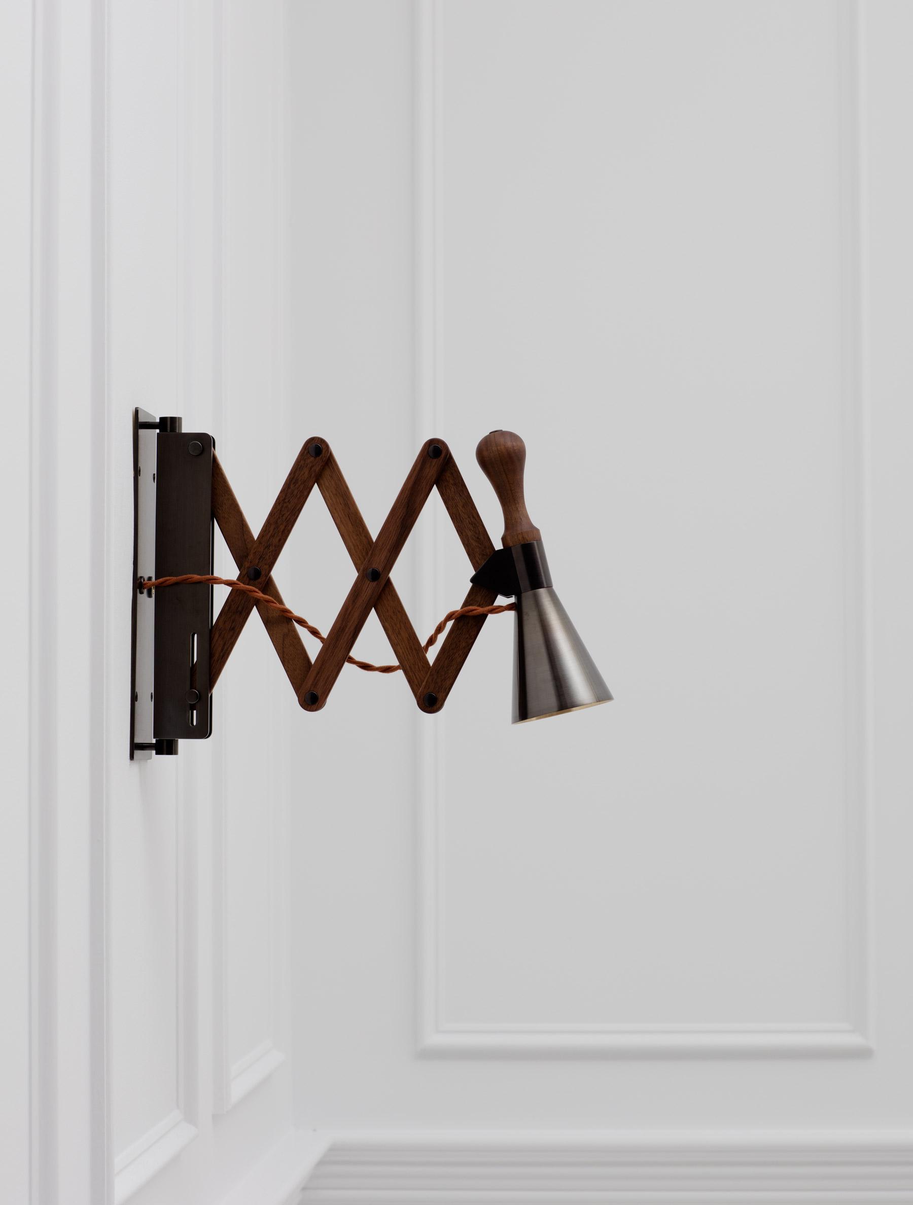ACCORDION BELL SCONCE par Allied Maker