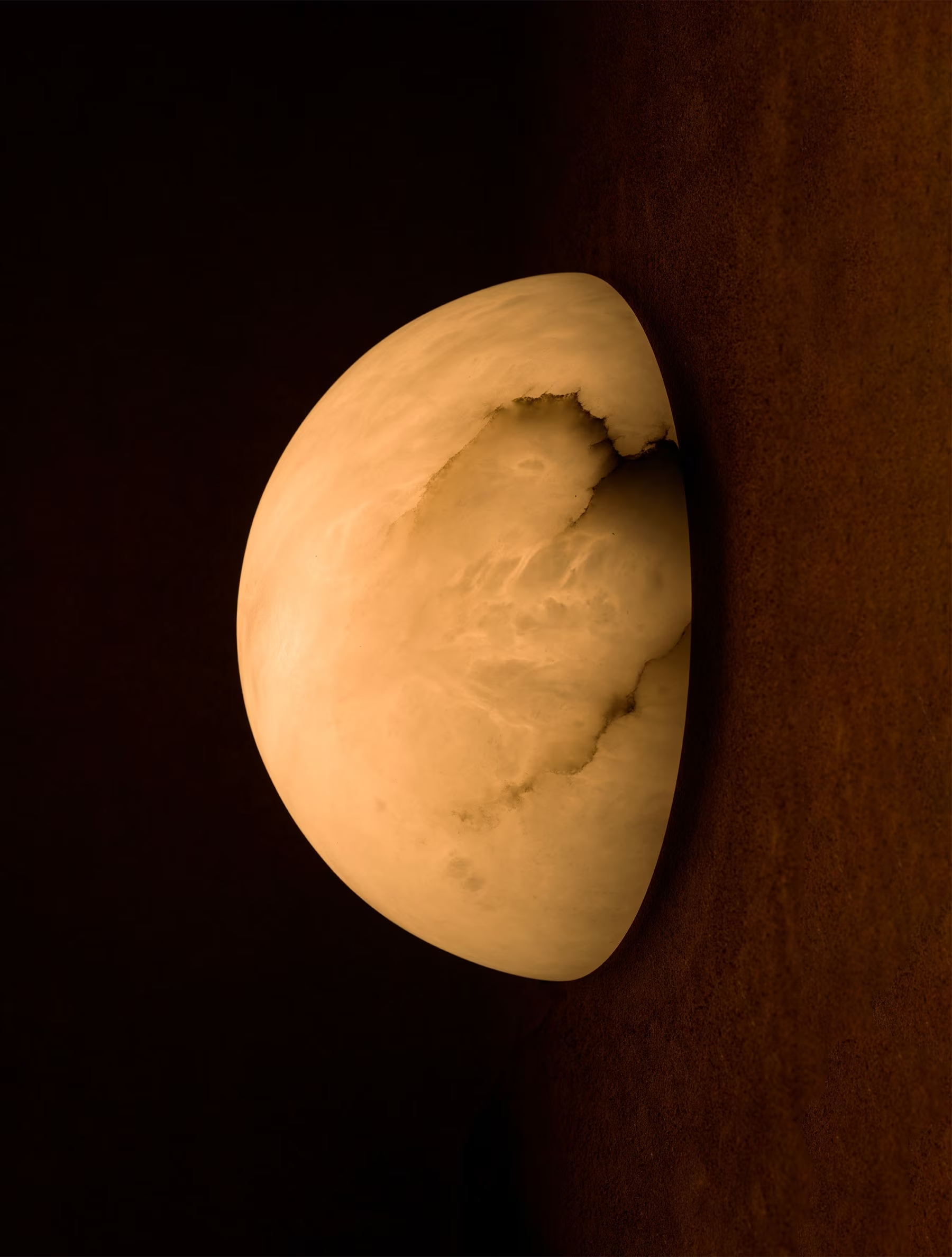 ALABASTER HEMISPHERE 11 par Allied Maker