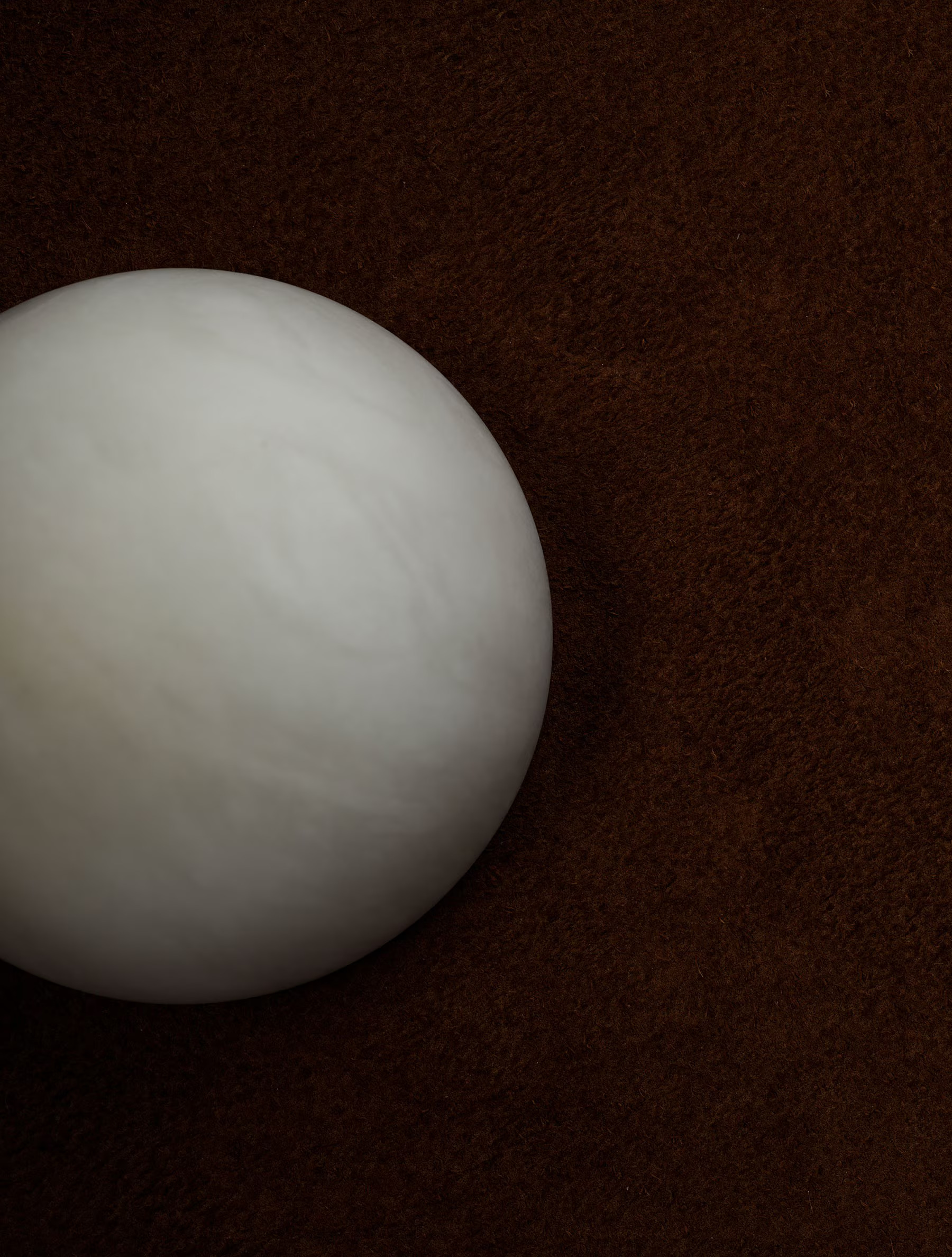 ALABASTER HEMISPHERE 5 par Allied Maker