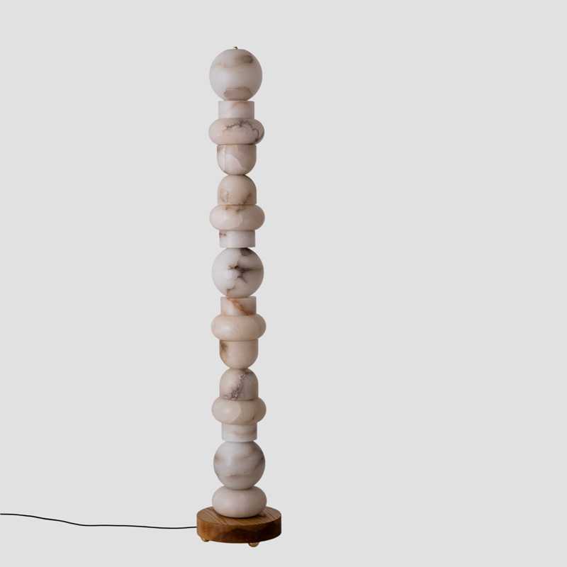 ALABASTER TOTEM 16 par Allied Maker