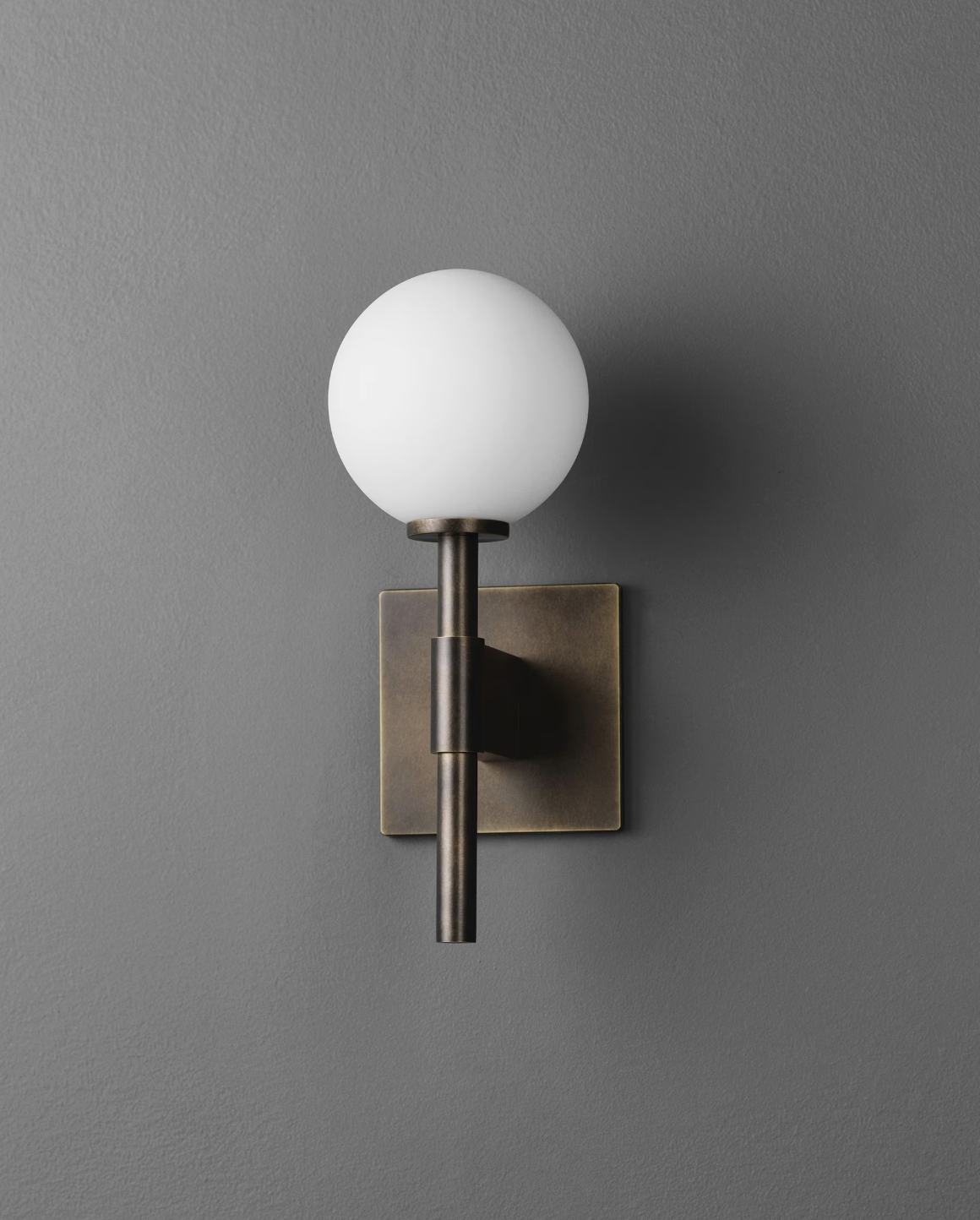 BASTION SCONCE par Allied Maker