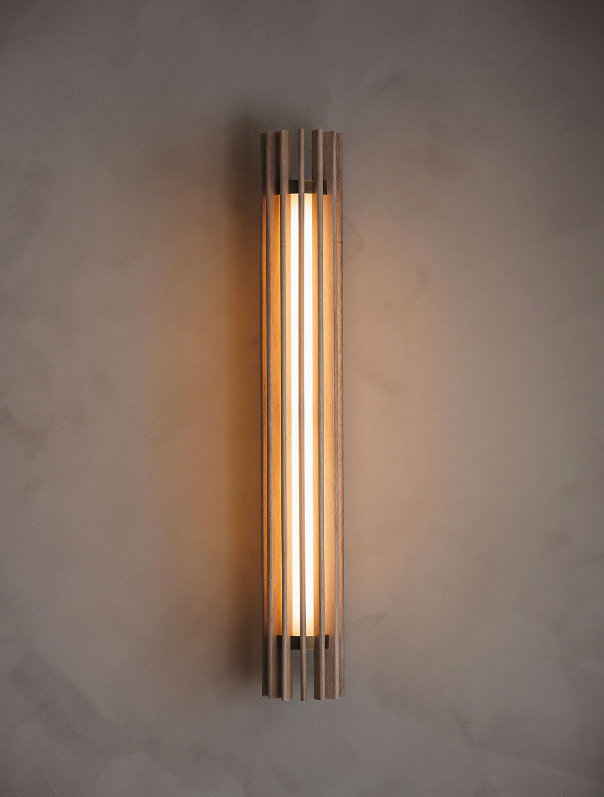 BEACON 30 SCONCE par Allied Maker