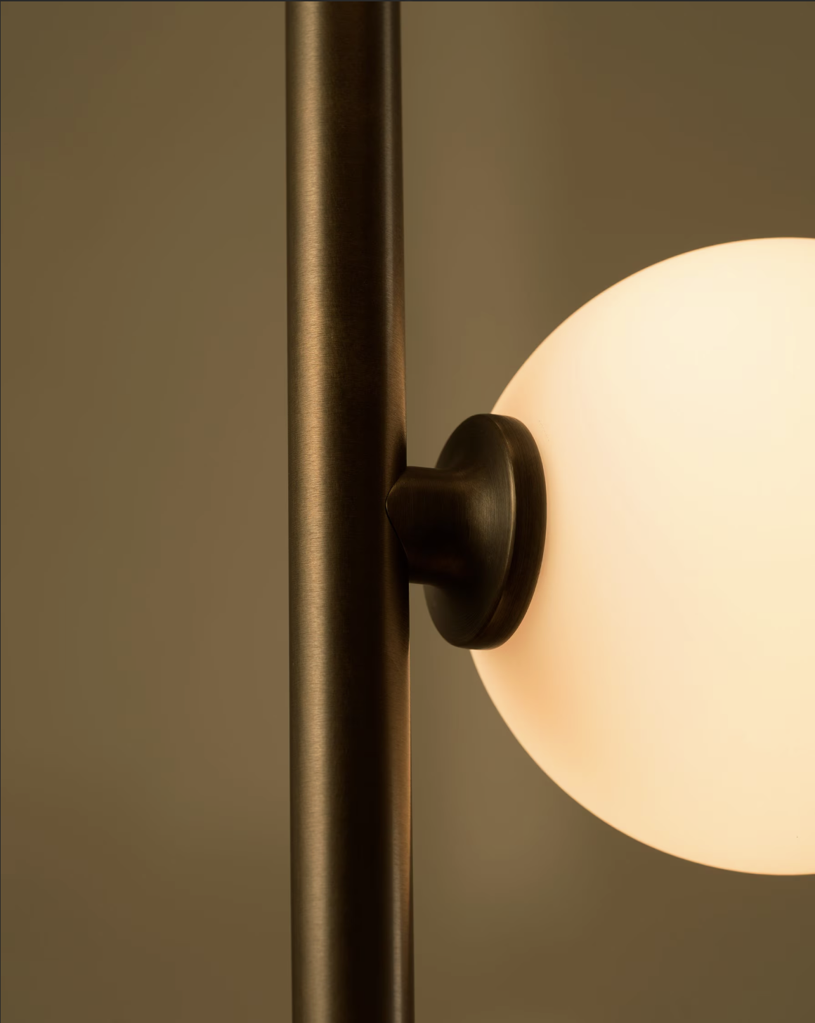 BLOOM 5 par Allied Maker