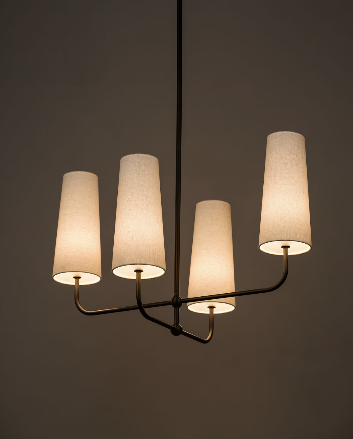 BOLA 4 CHANDELIER par Allied Maker