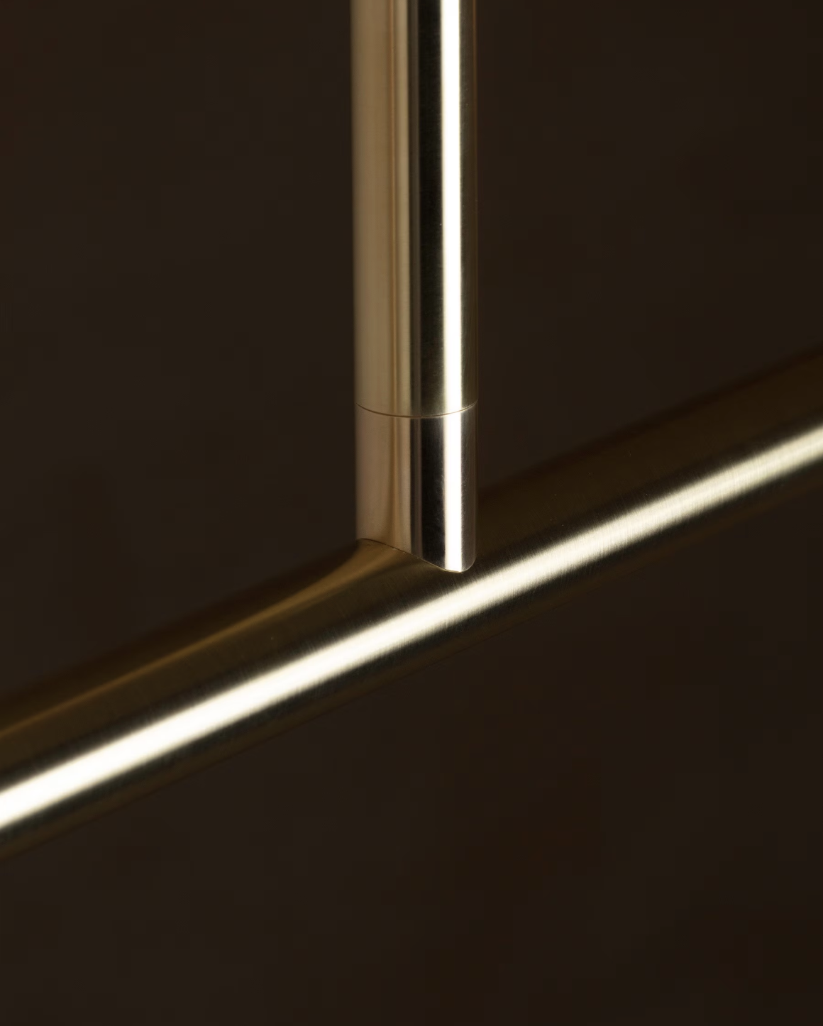 BRASS T2 par Allied Maker