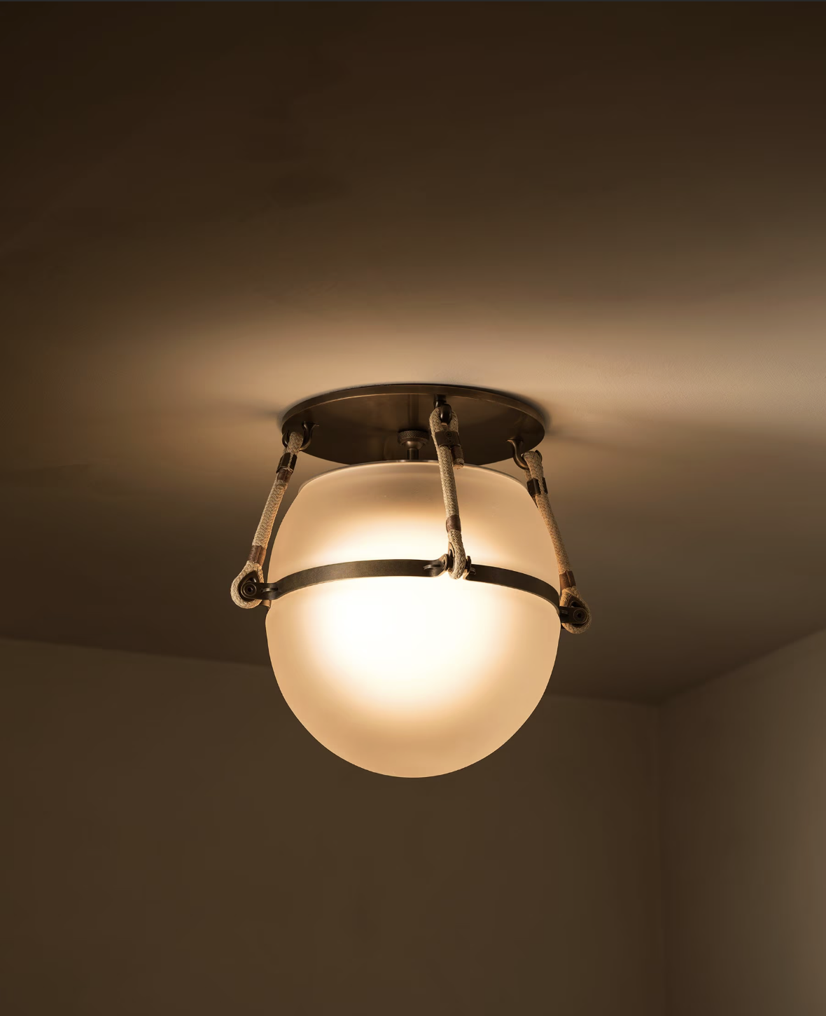 BUOY FLUSH MOUNT par Allied Maker