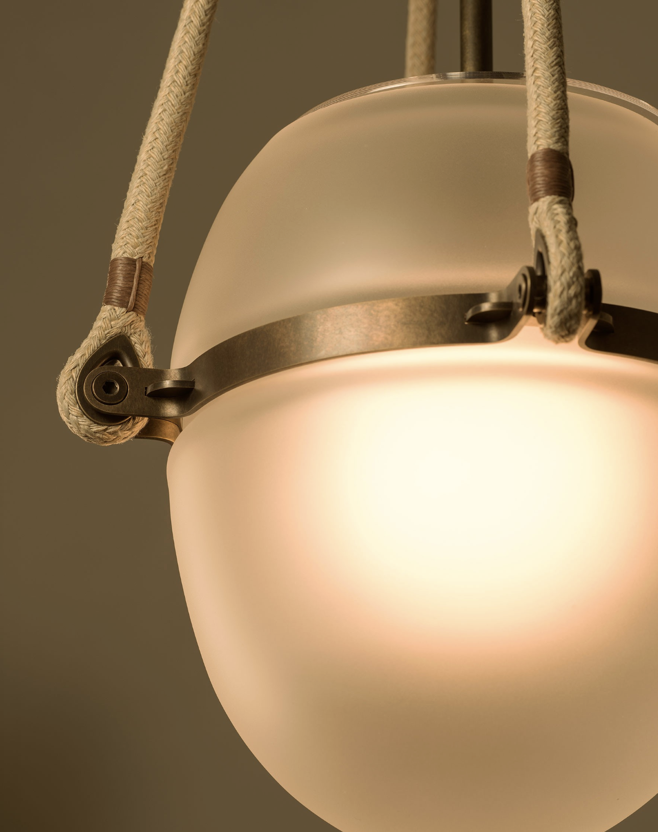 BUOY PENDANT 09 par Allied Maker