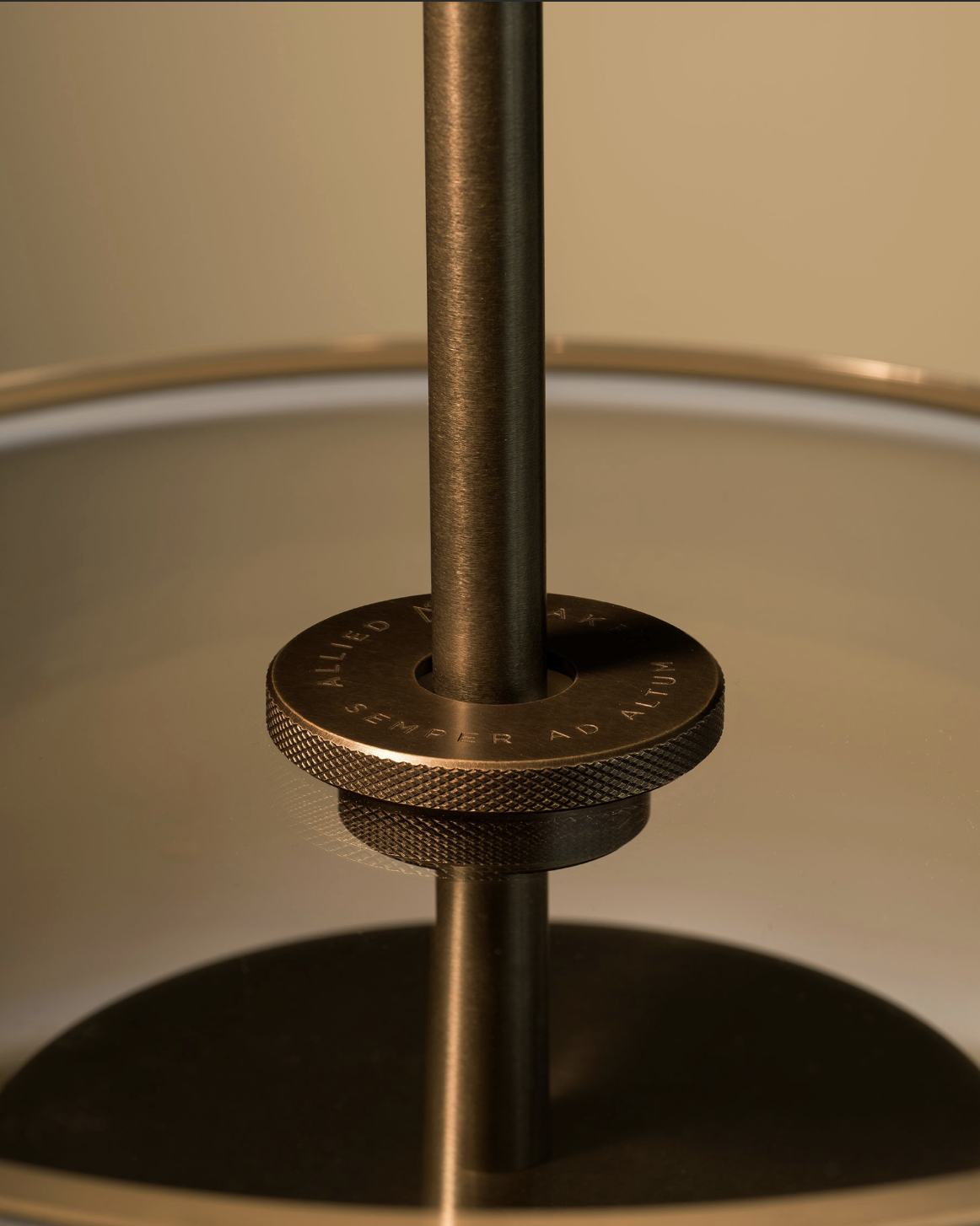 BUOY PENDANT 12 par Allied Maker
