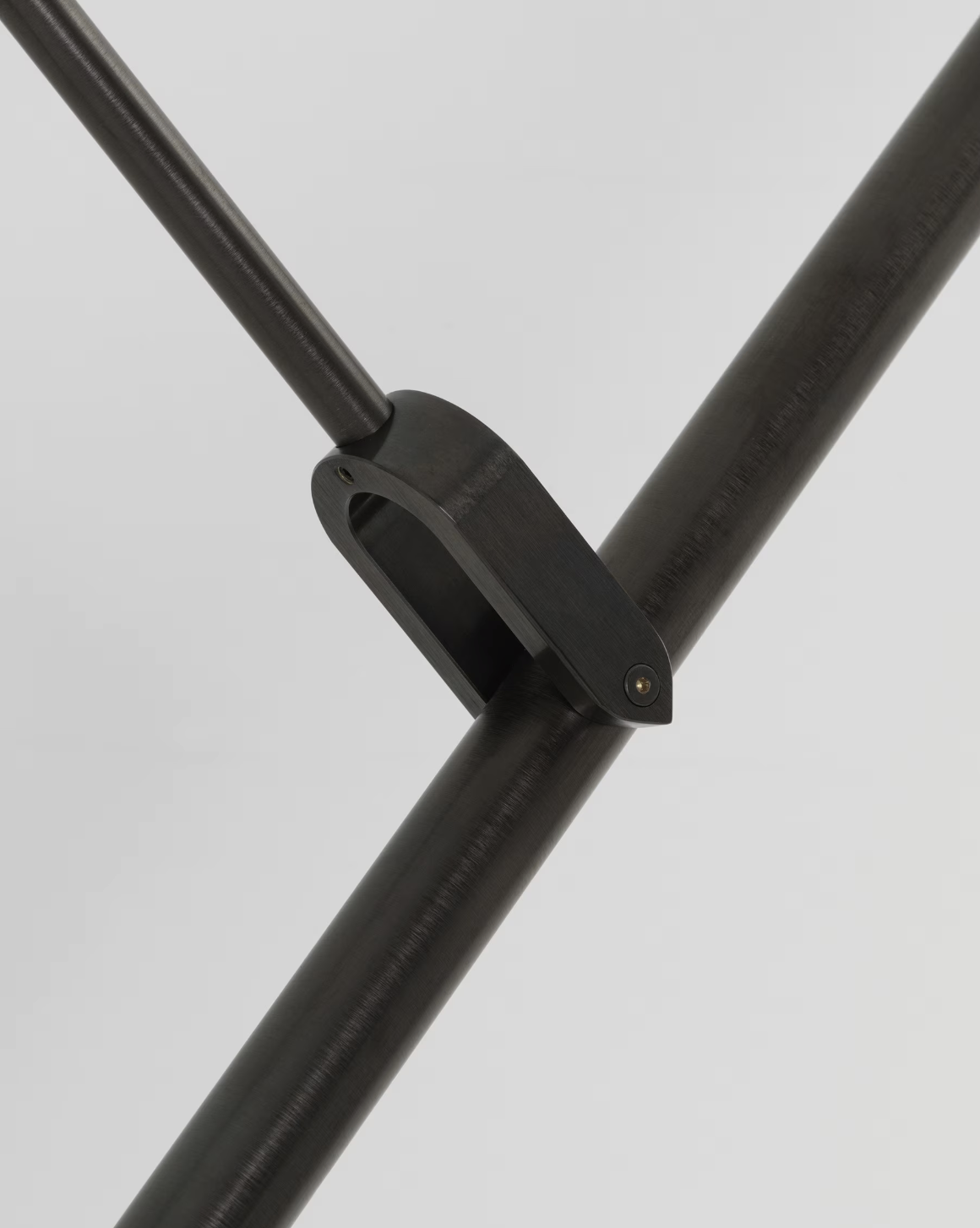 CRANE WALL LAMP par Allied Maker