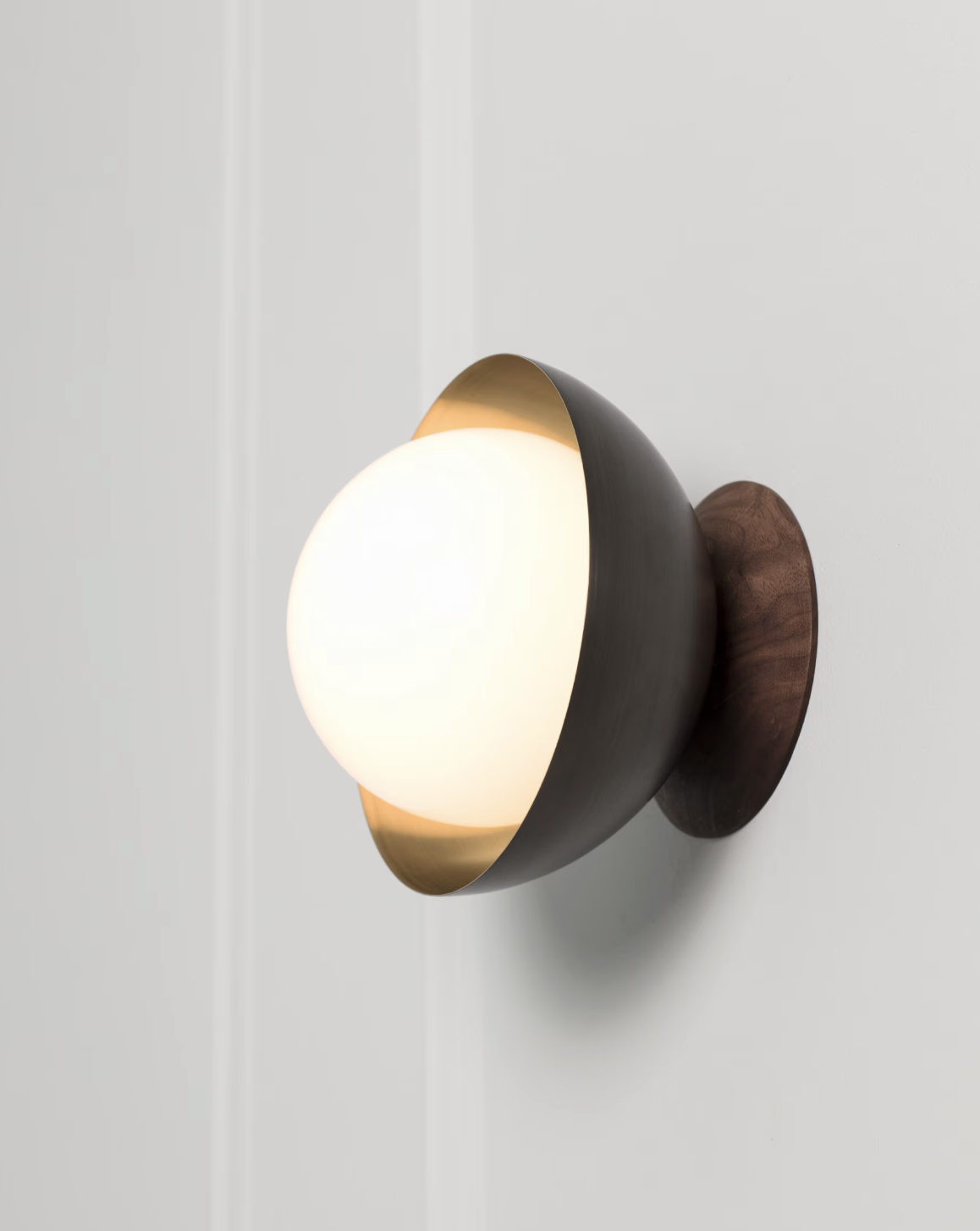 FLUSH DOME 08 par Allied Maker