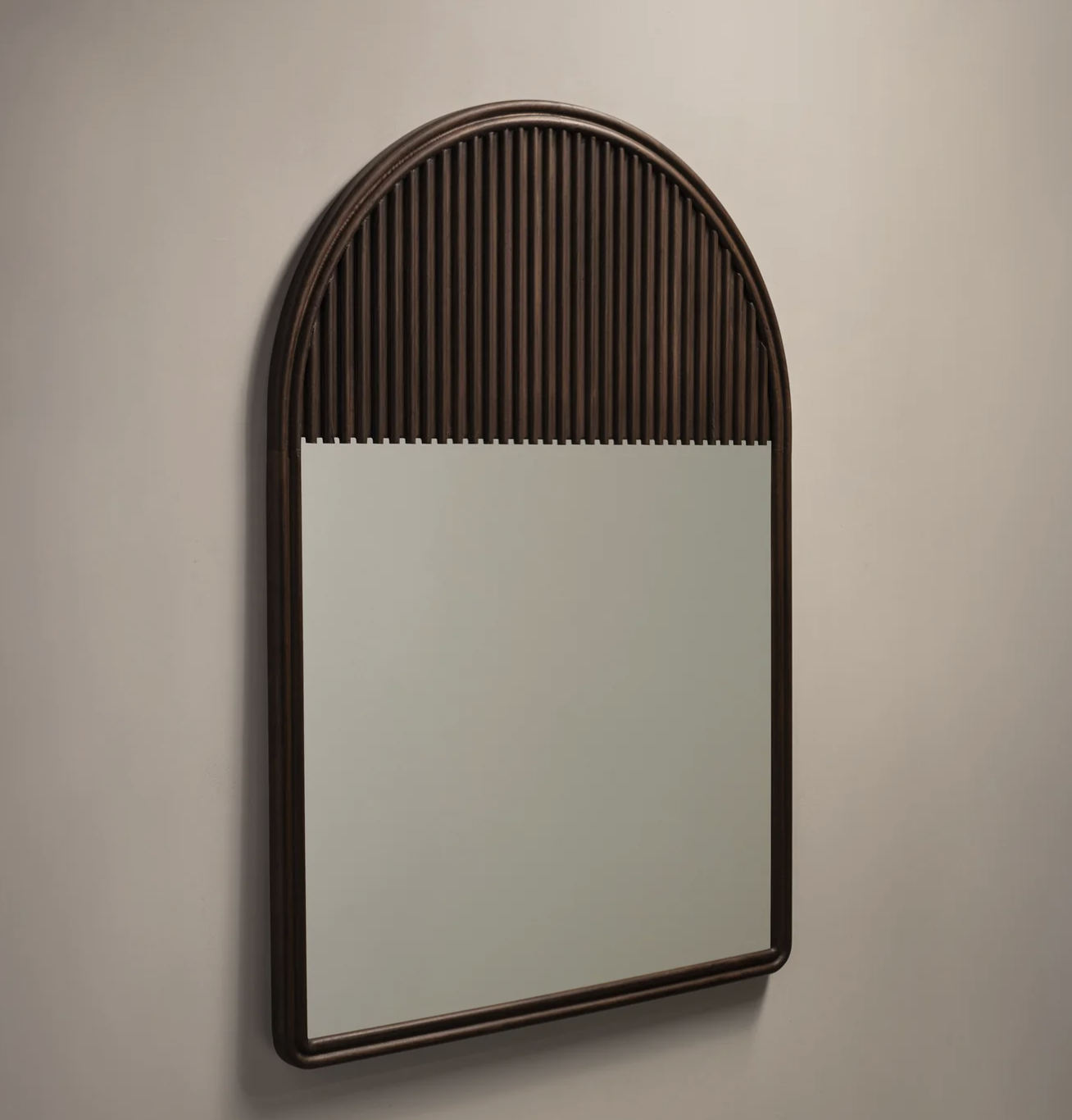 FRINGE MIRROR ARCHED 42 par Roll & Hill
