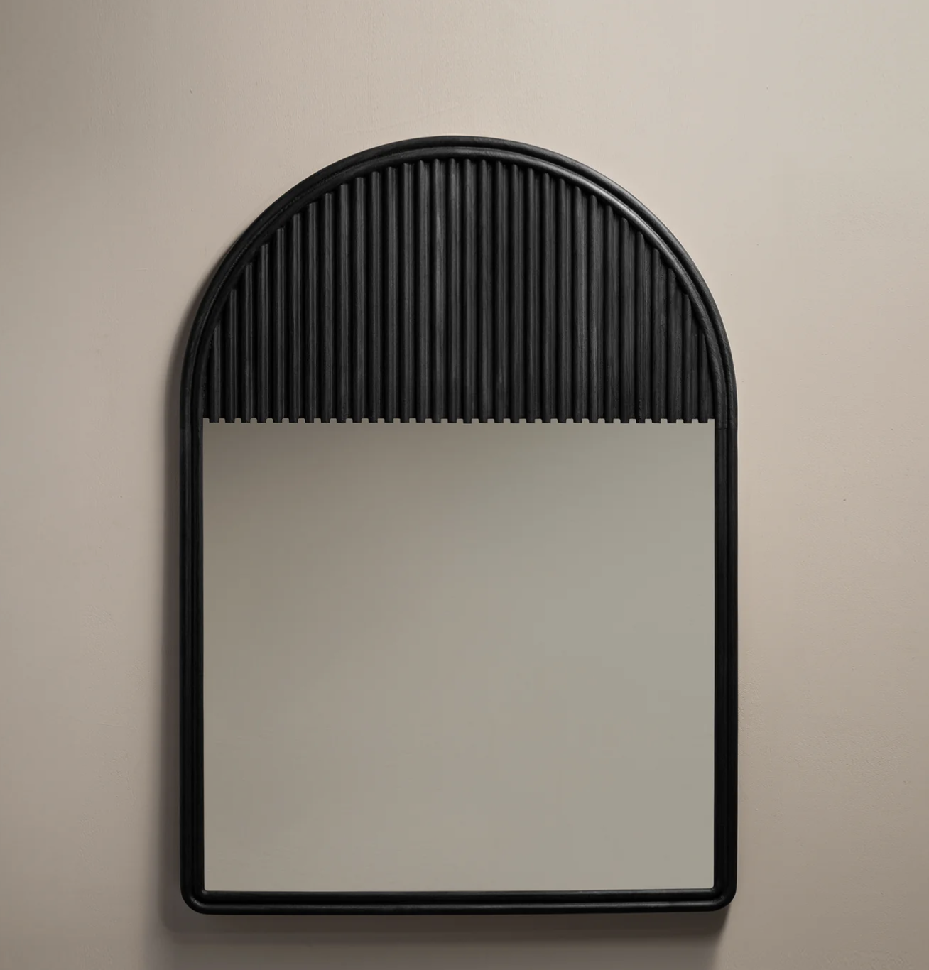 FRINGE MIRROR ARCHED 42 par Roll & Hill