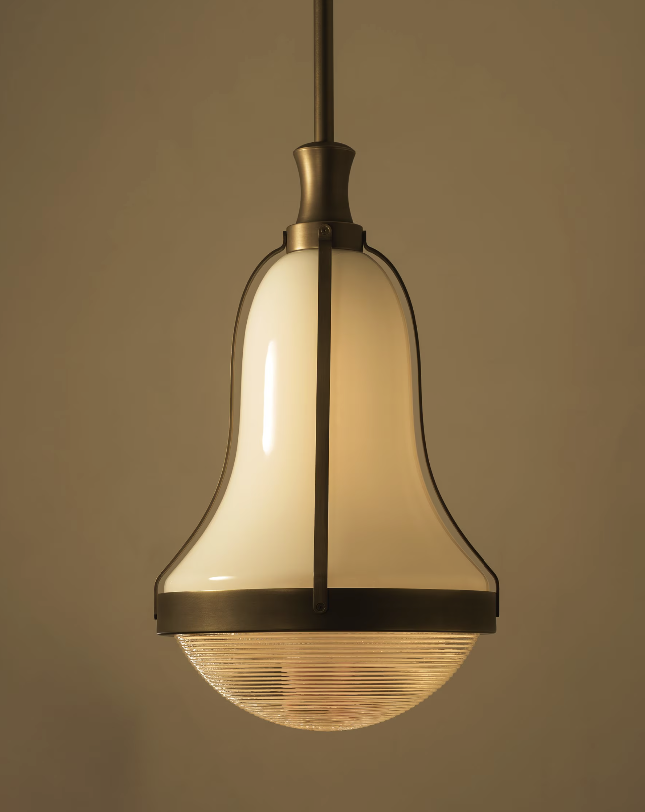 GORDON PENDANT 12 par Allied Maker