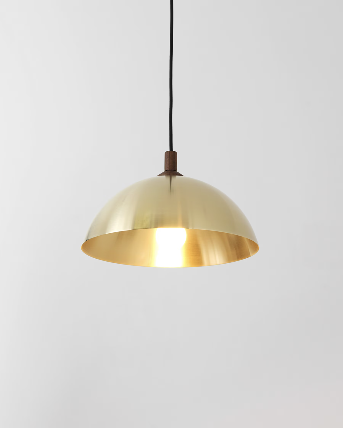 HALF DOME PENDANT 14 par Allied Maker