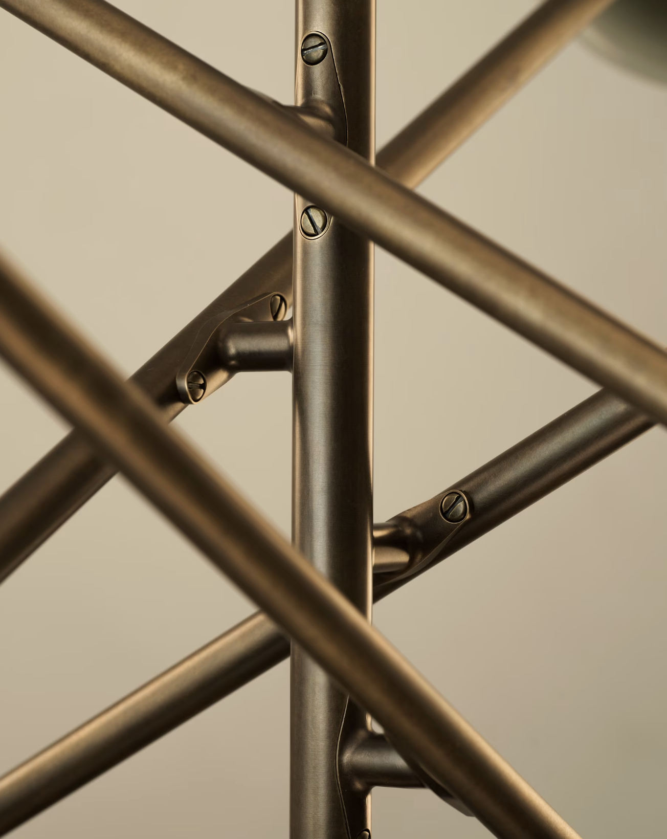LIBRA CHANDELIER par Allied Maker