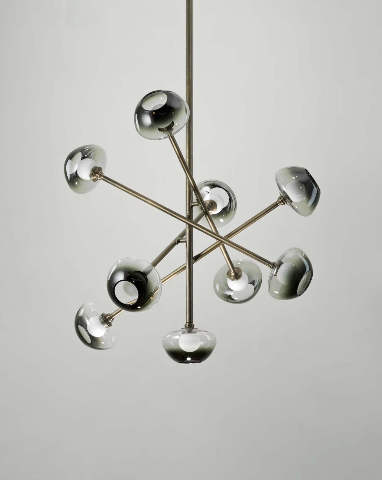 LIBRA CHANDELIER par Allied Maker