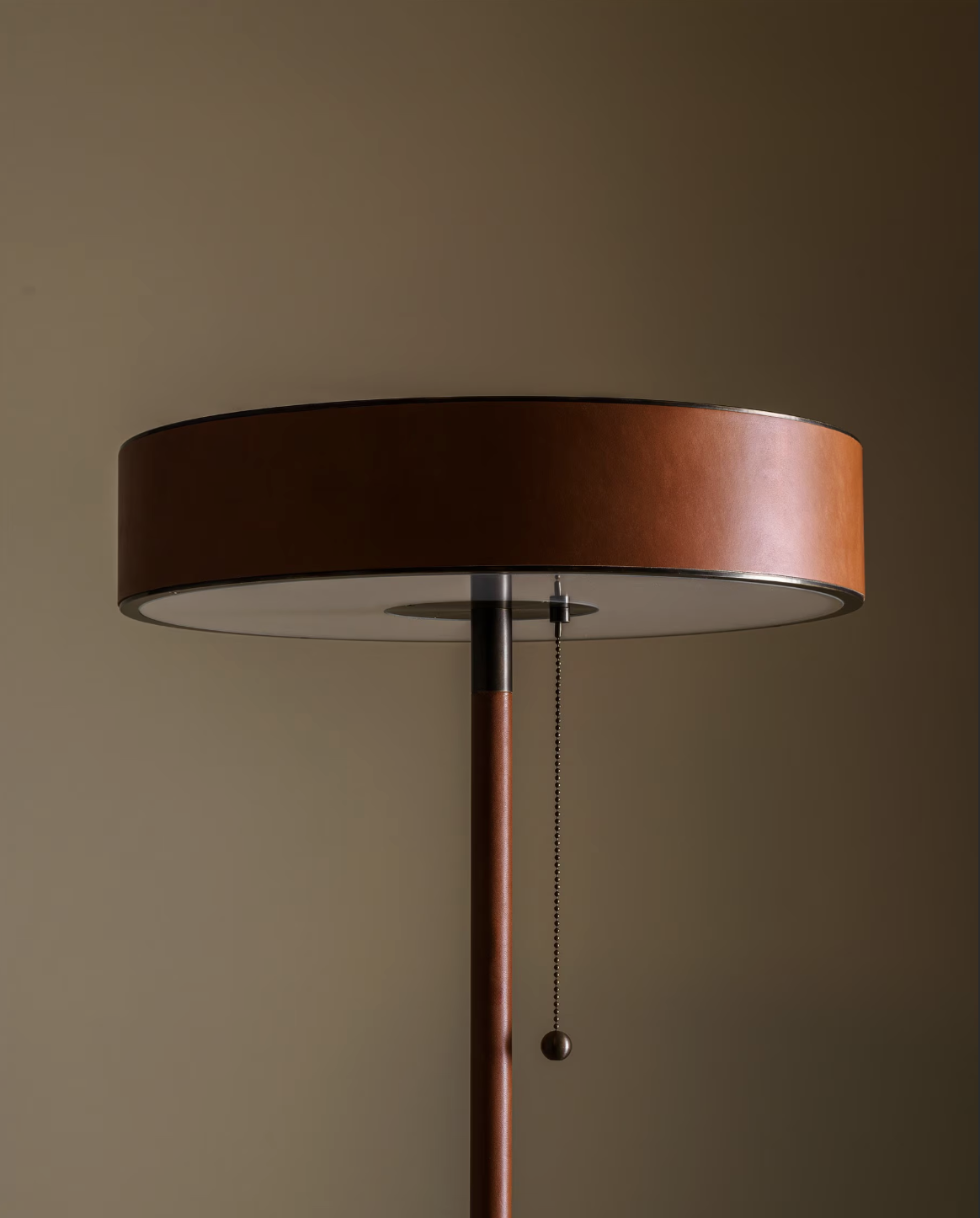 MONOSCOPE FLOOR LAMP par Allied Maker