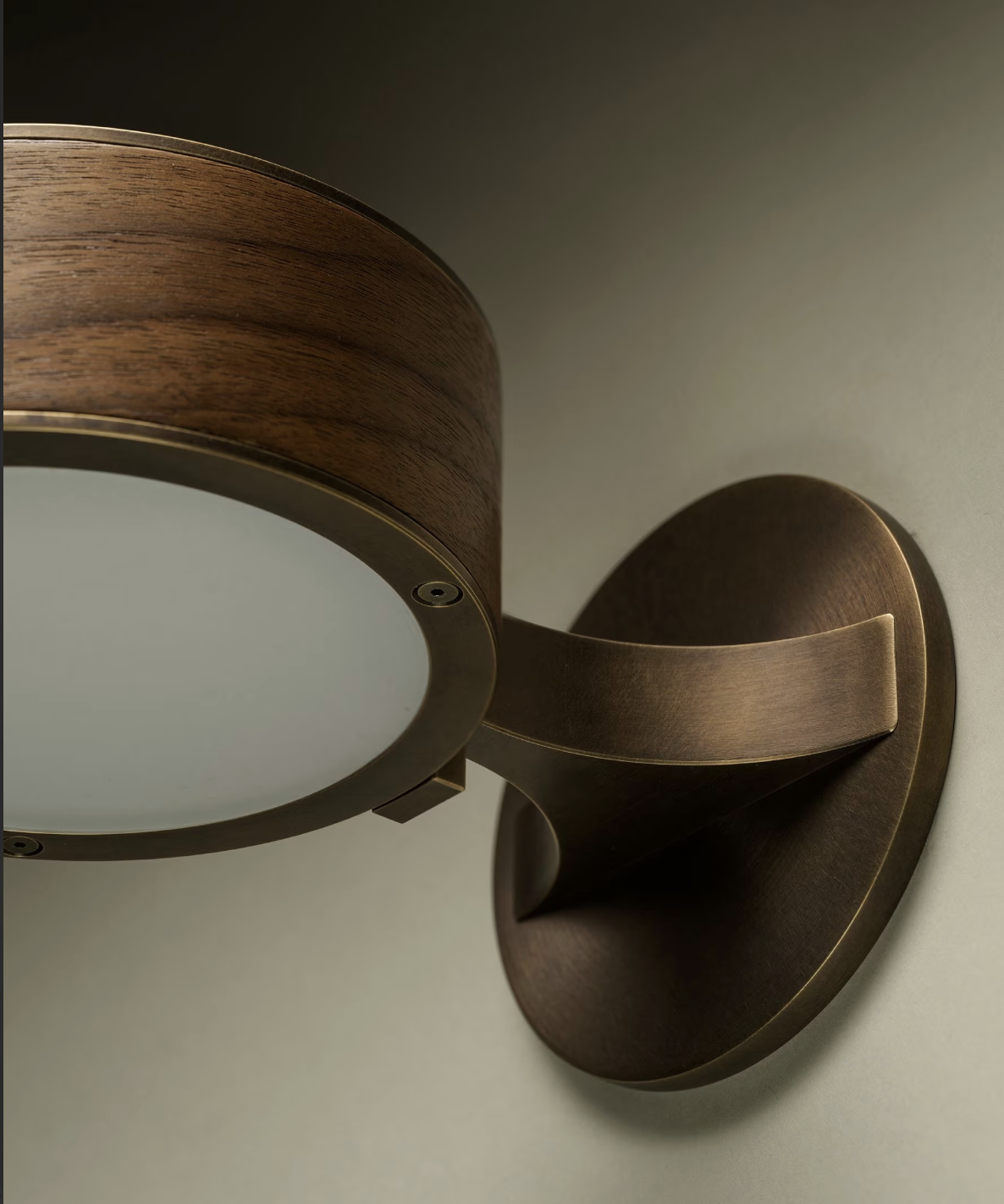 MONOSCOPE SCONCE MINI par Allied Maker