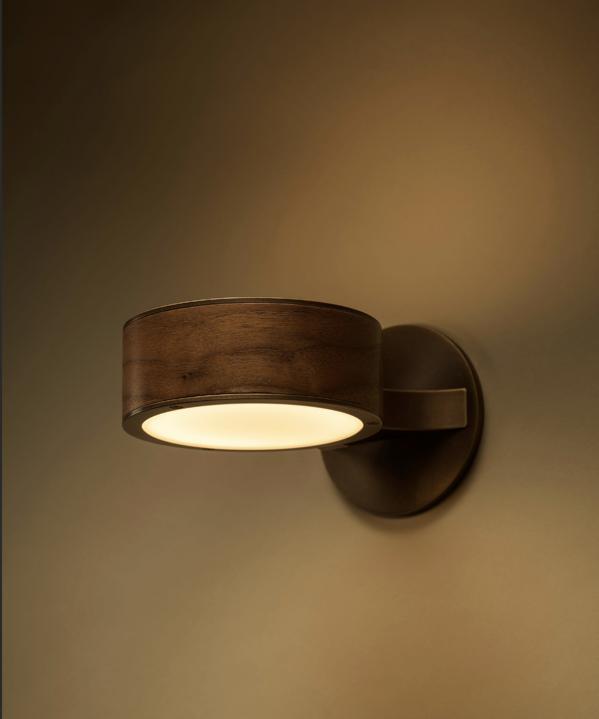 MONOSCOPE SCONCE MINI par Allied Maker