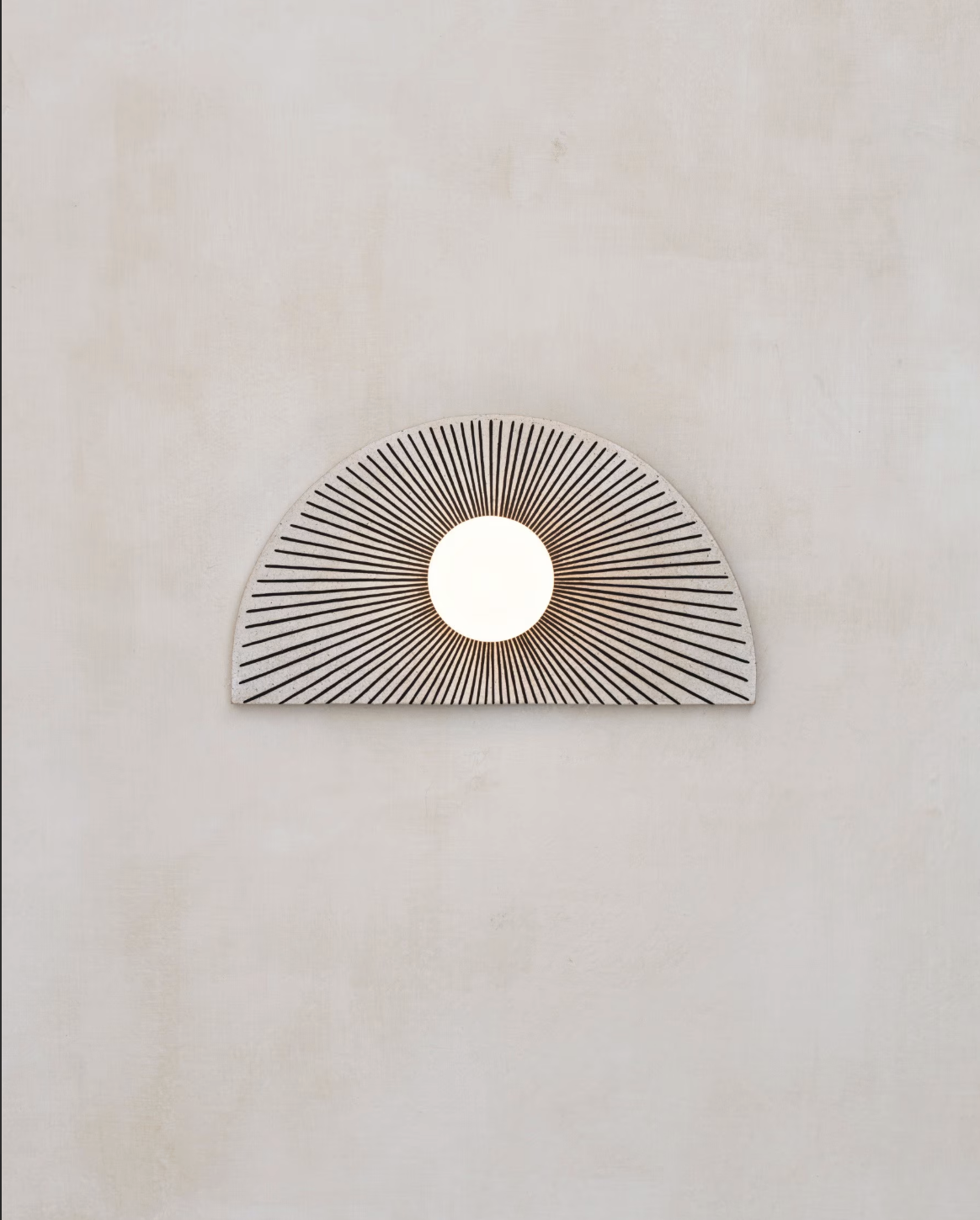 MQUAN HALF-CIRCLE 12.5” par Allied Maker