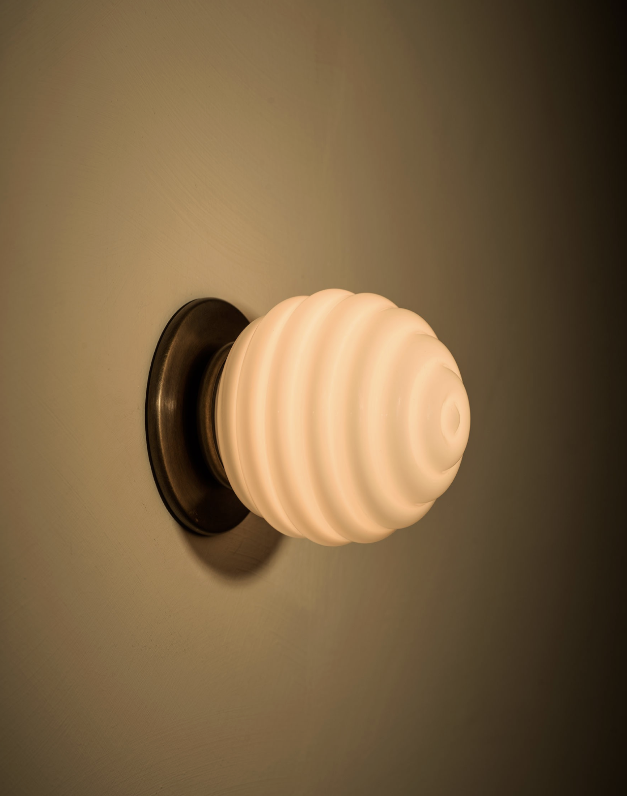NAUTILUS TRIMLESS MINI ORB 3 par Allied Maker