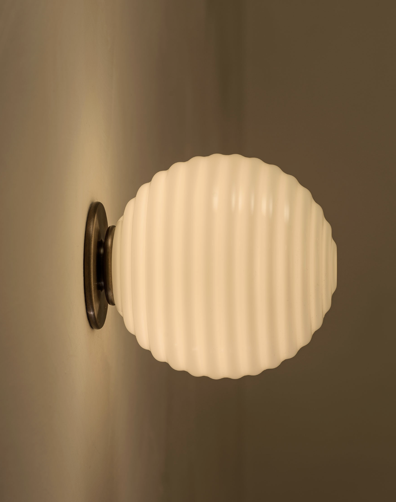 NAUTILUS TRIMLESS MINI ORB 5 par Allied Maker