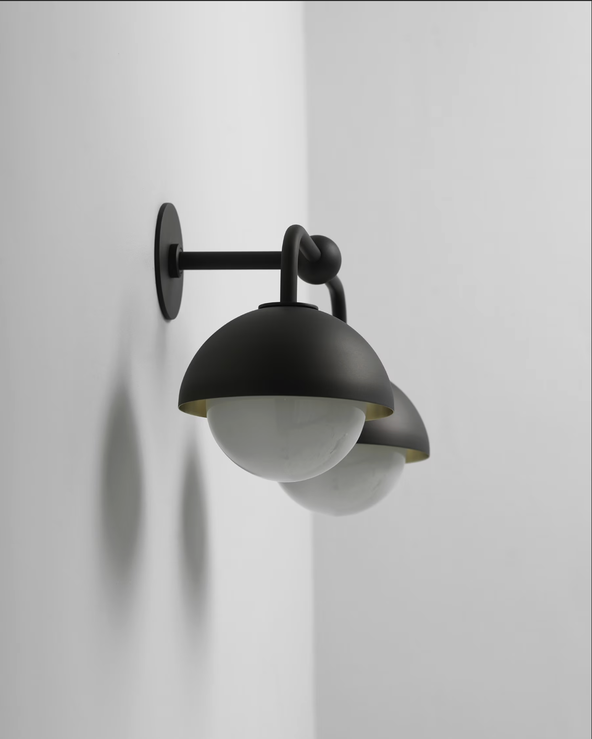 PROSPECT DOUBLE SCONCE 08 par Allied Maker