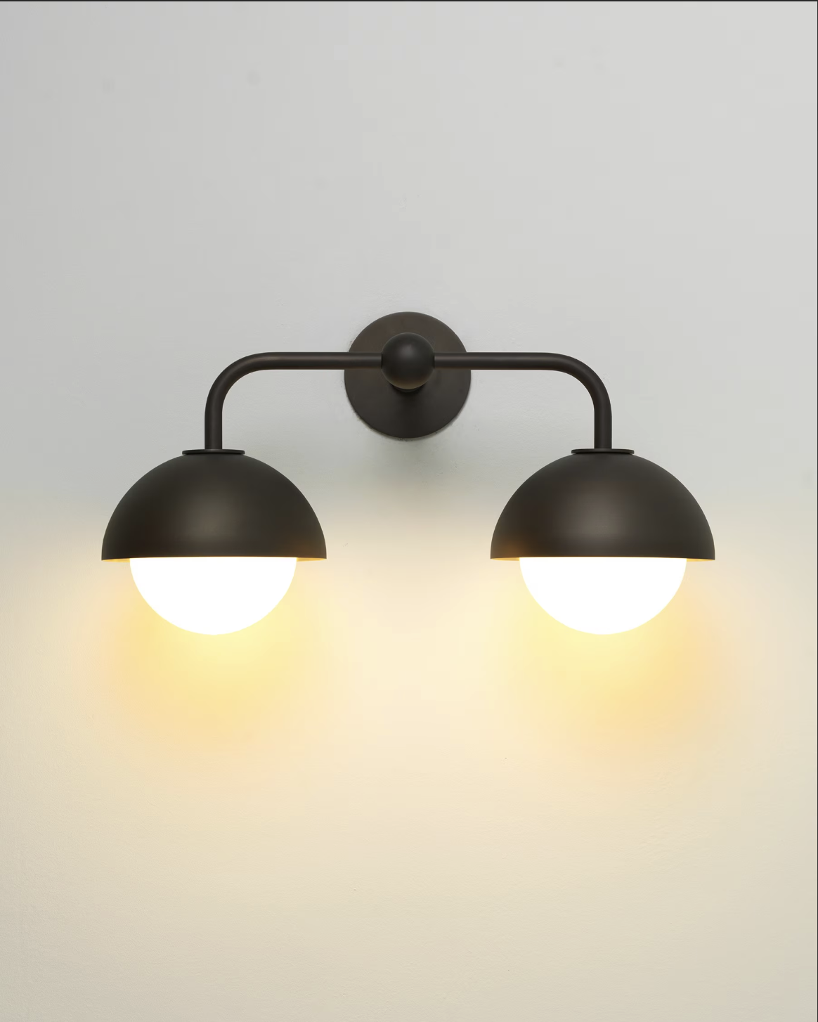 PROSPECT DOUBLE SCONCE 08 par Allied Maker