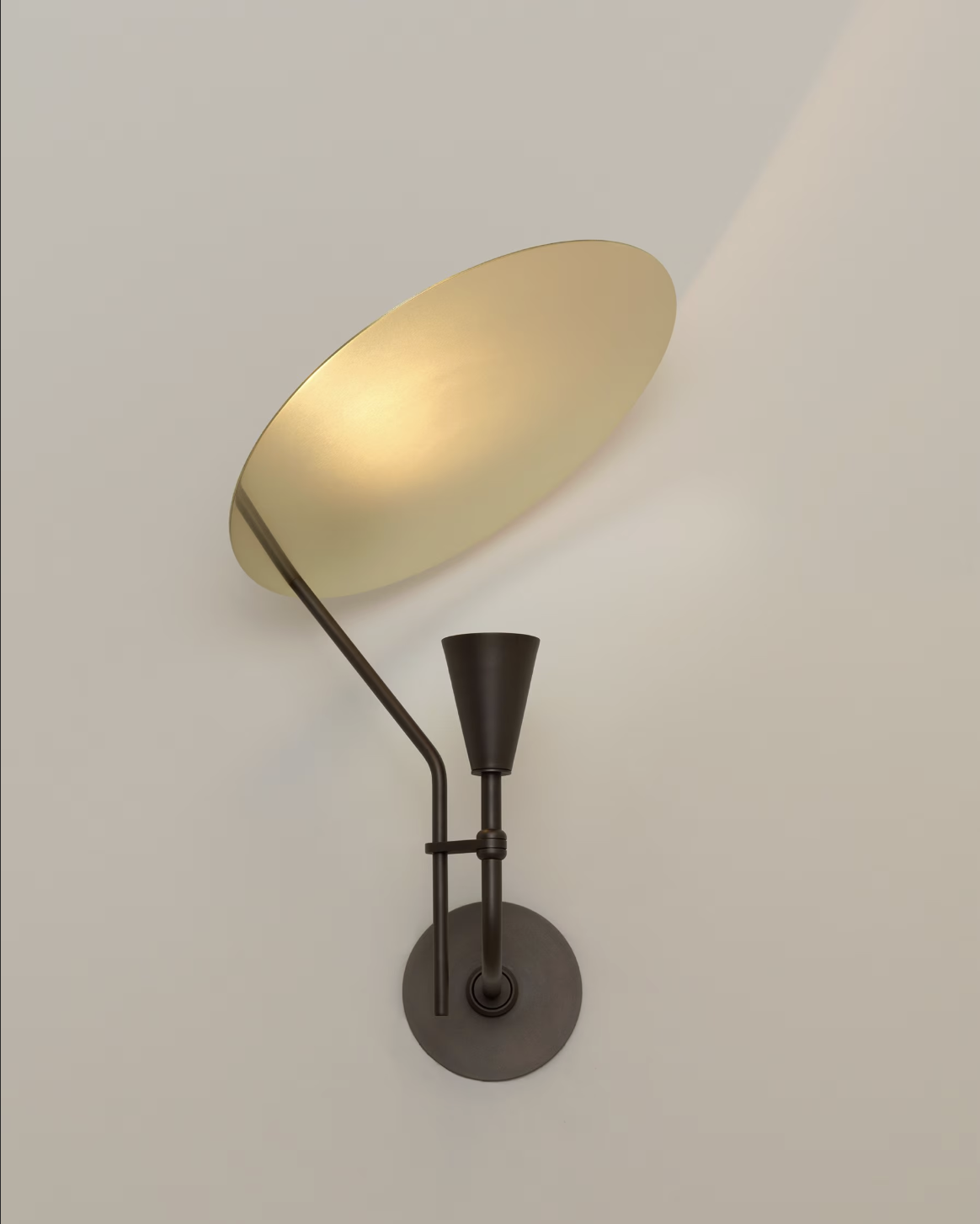 SAIL SCONCE par Allied Maker