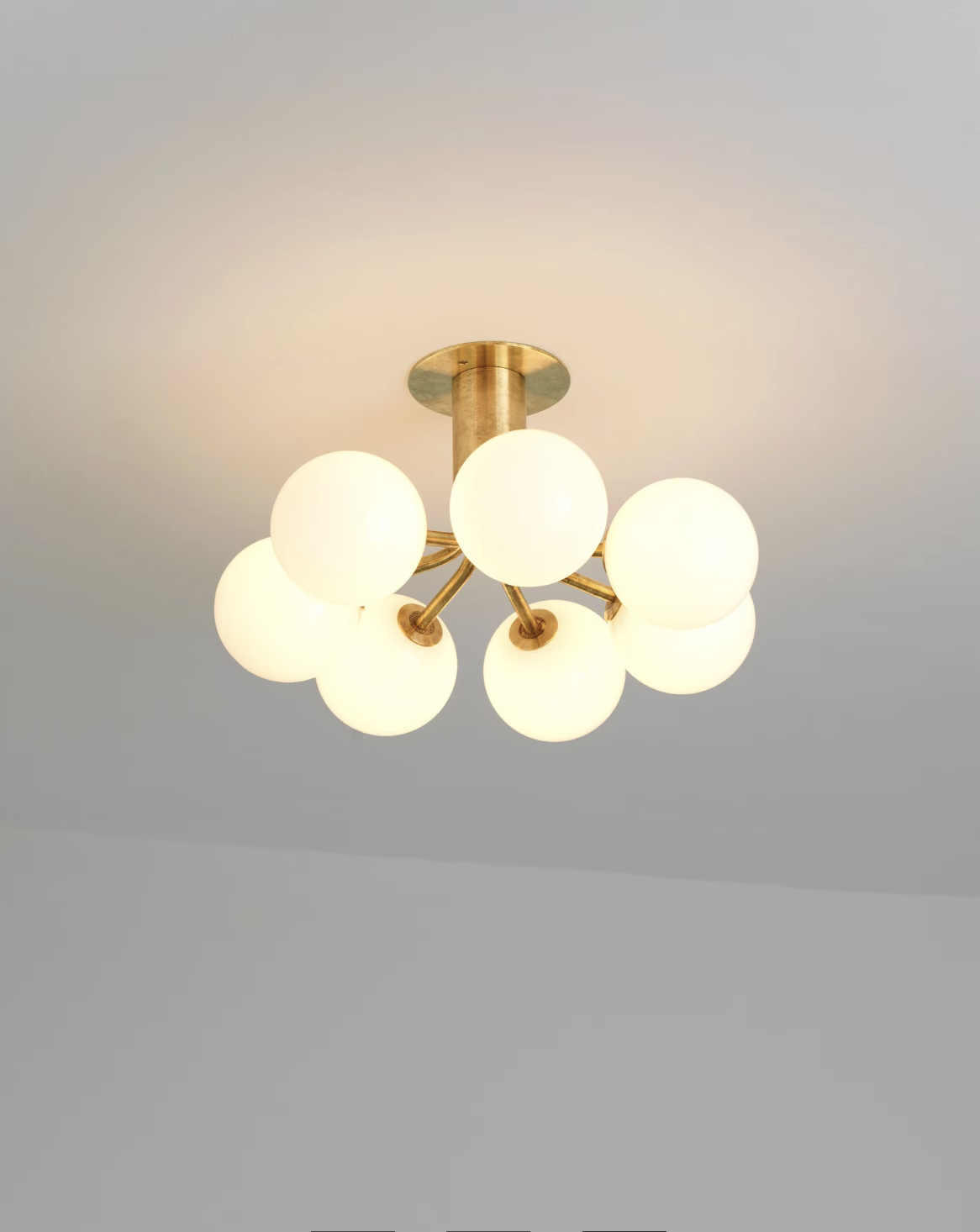 TANGENT 7 FLUSH MOUNT par Allied Maker