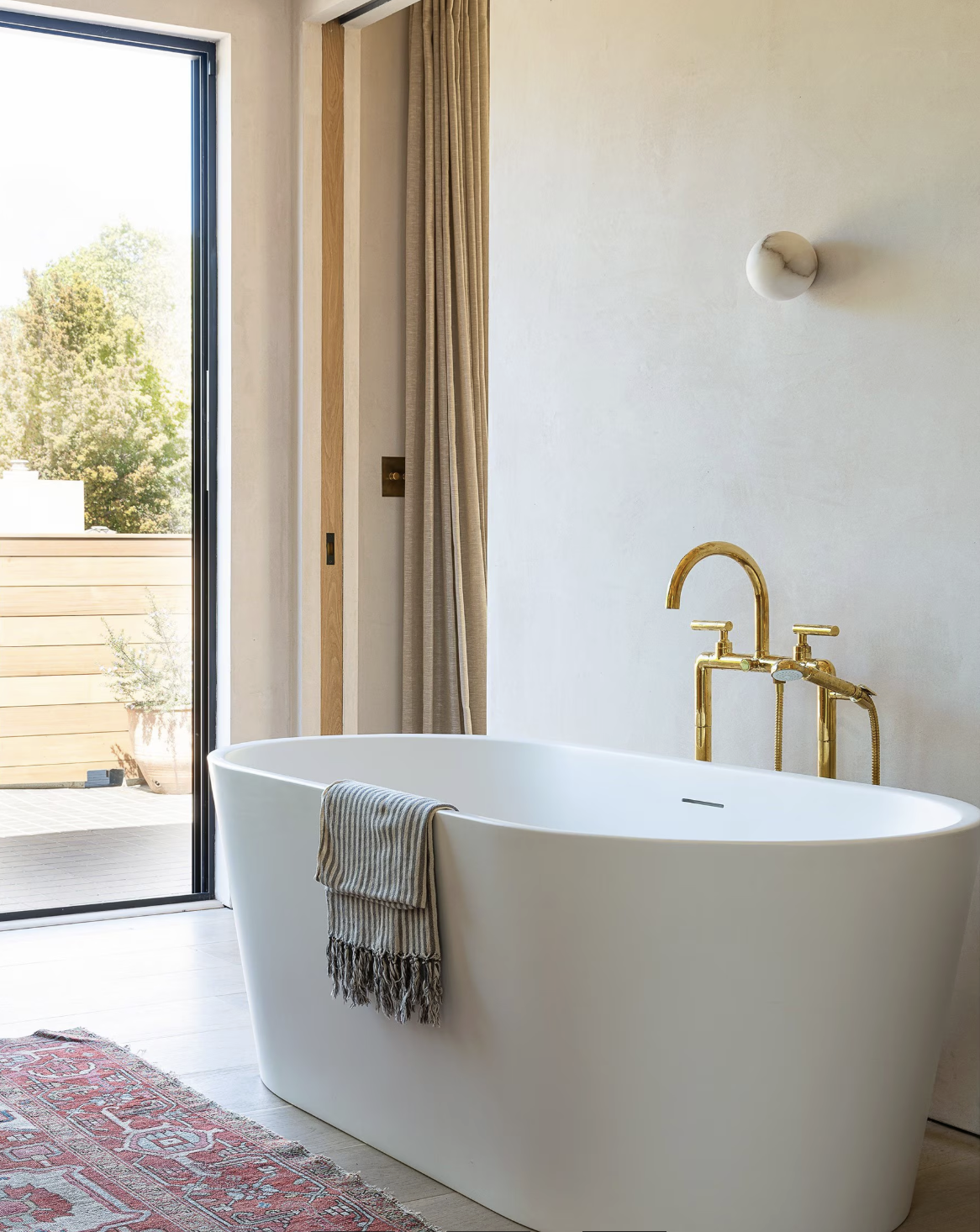 TRIMLESS MINI ORB 5 par Allied Maker