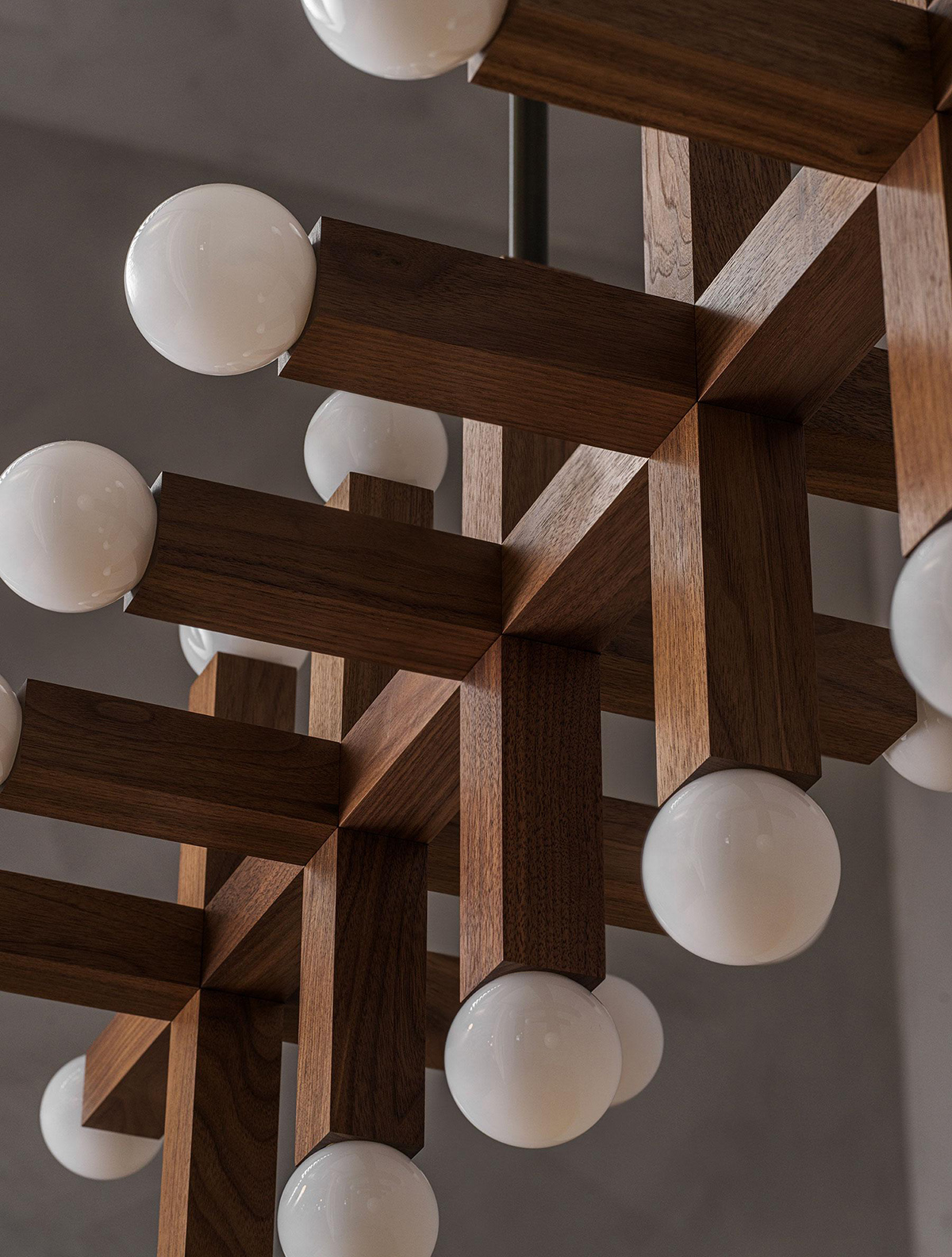 UNION 5 CHANDELIER par Allied Maker