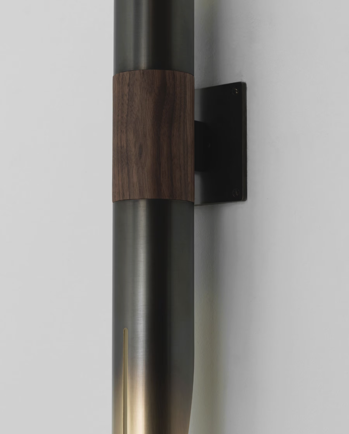 VOYAGER 33 SCONCE par Allied Maker