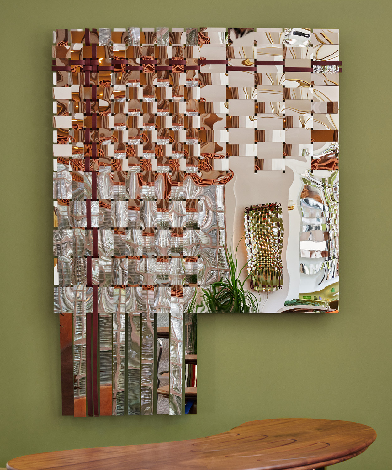 WOVEN MIRROR IV par Bower