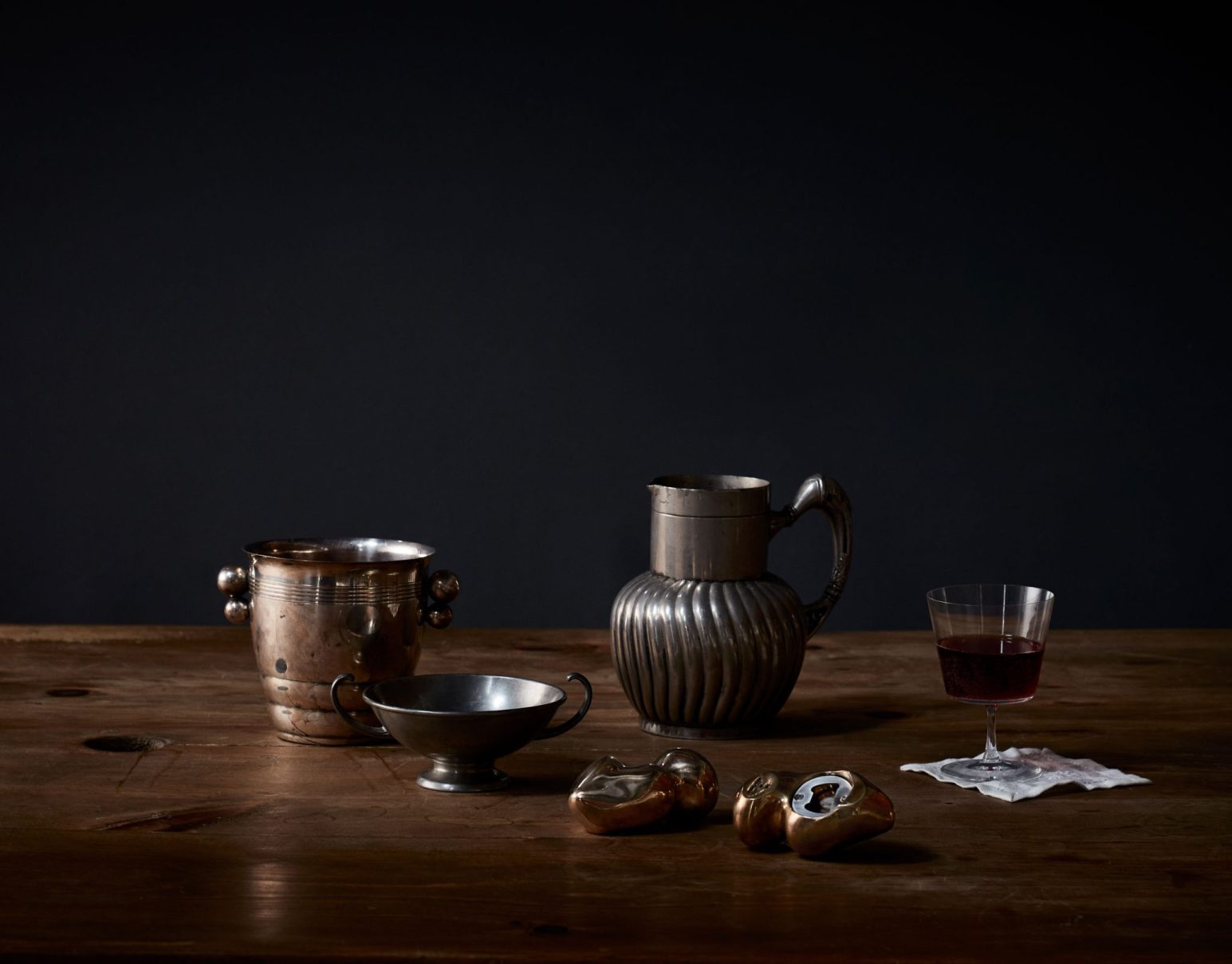 BOTTLE OPENER 01 par Anna Karlin