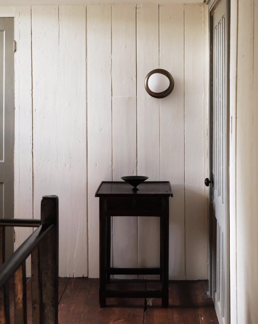 CELL SCONCE par Anna Karlin