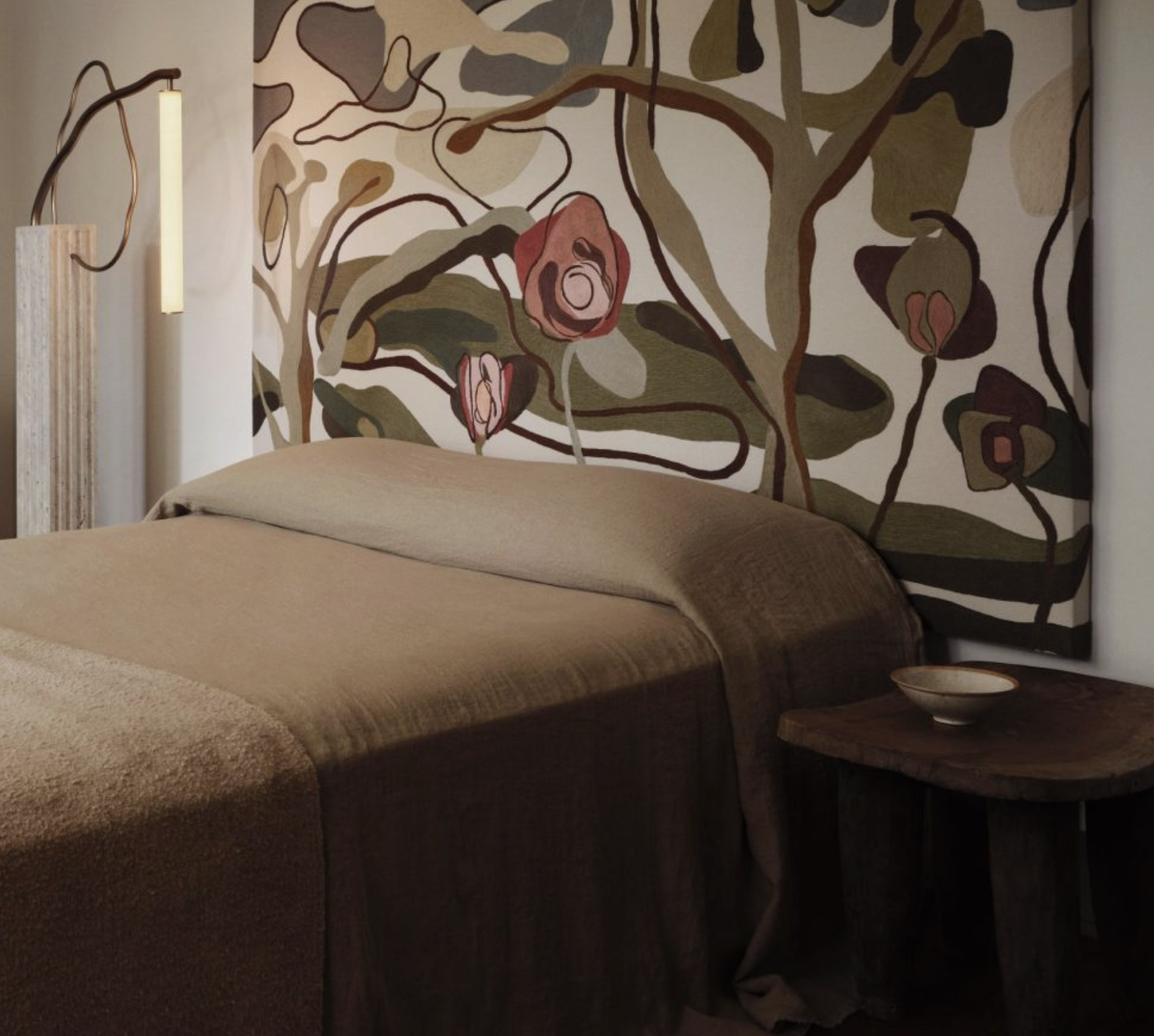 FIELD HEADBOARD par Anna Karlin