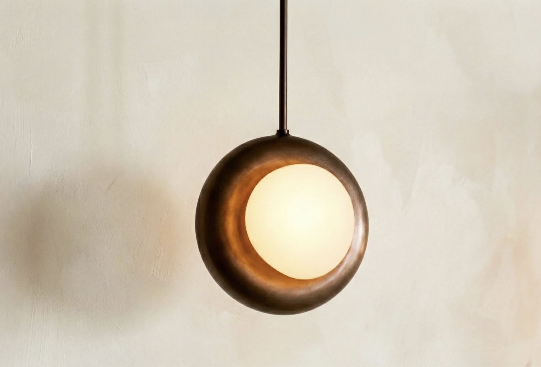 GLYPH LIGHT par Anna Karlin