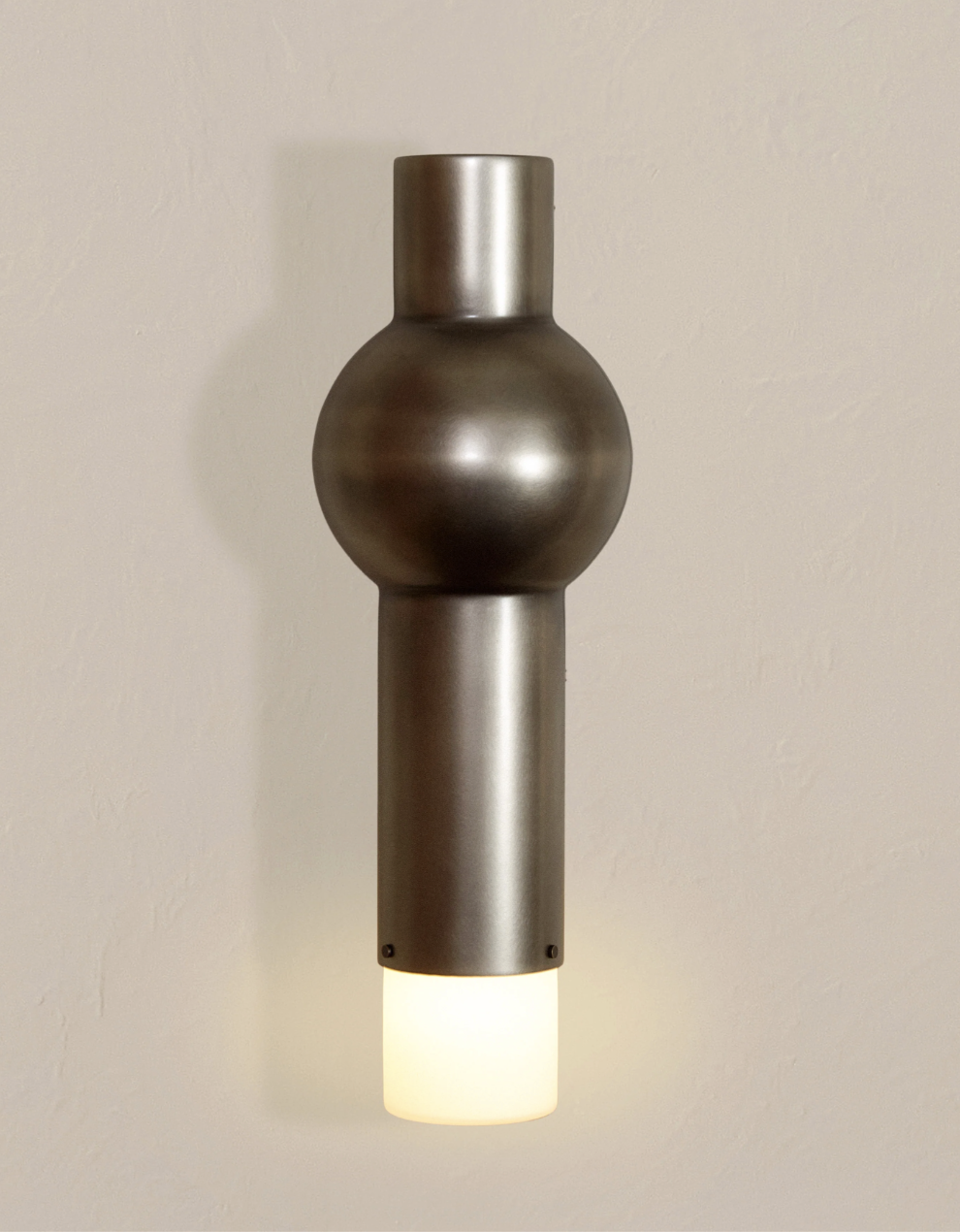LANTERN SCONCE - LONG par Anna Karlin