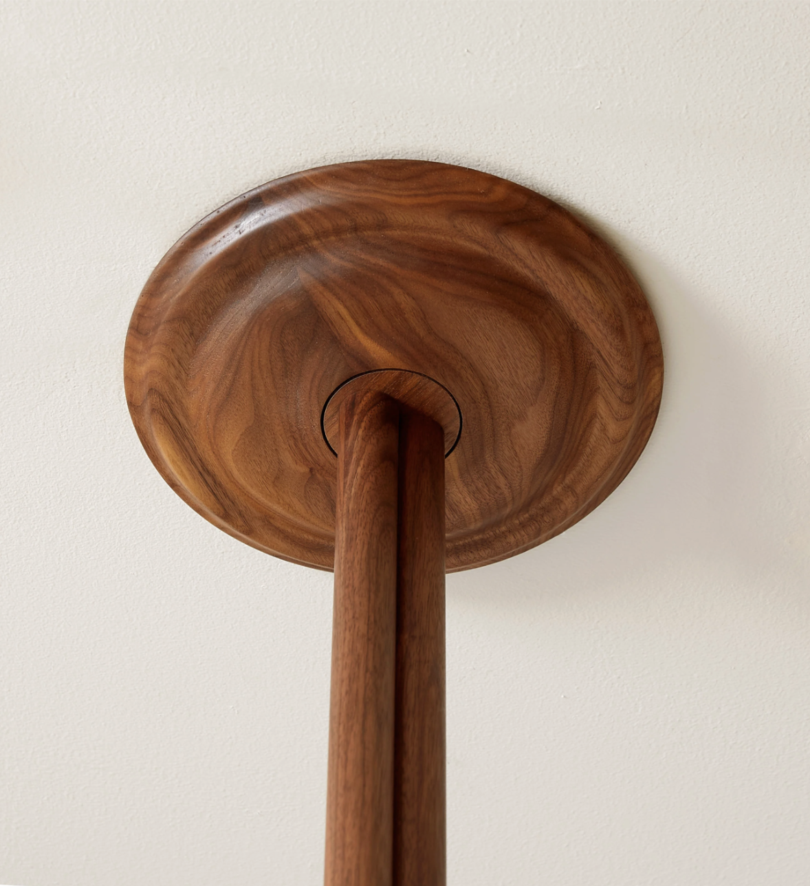 MULBERRY CONE PENDANT - DUO par Anna Karlin