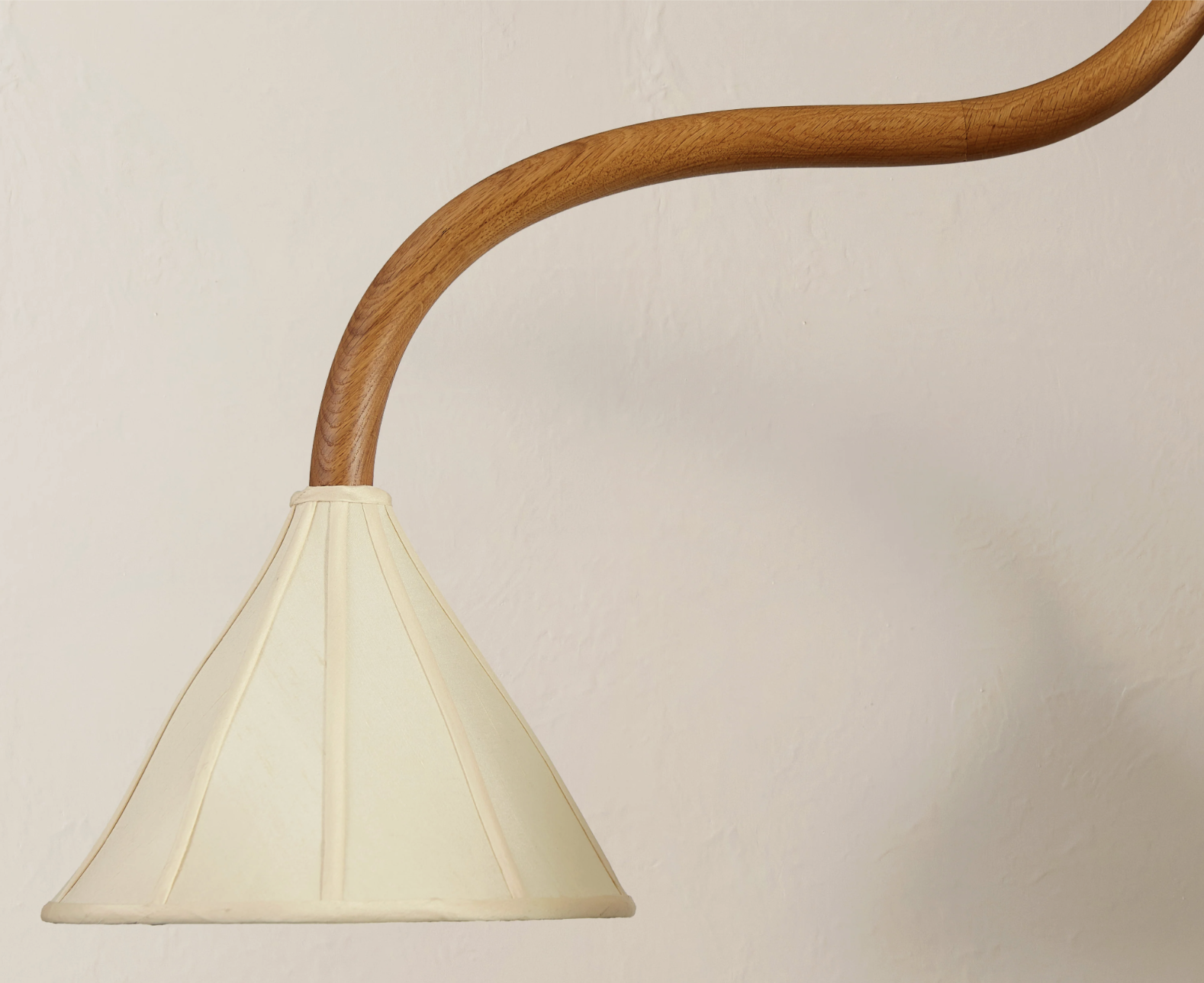 MULBERRY CONE PENDANT - TRIO par Anna Karlin