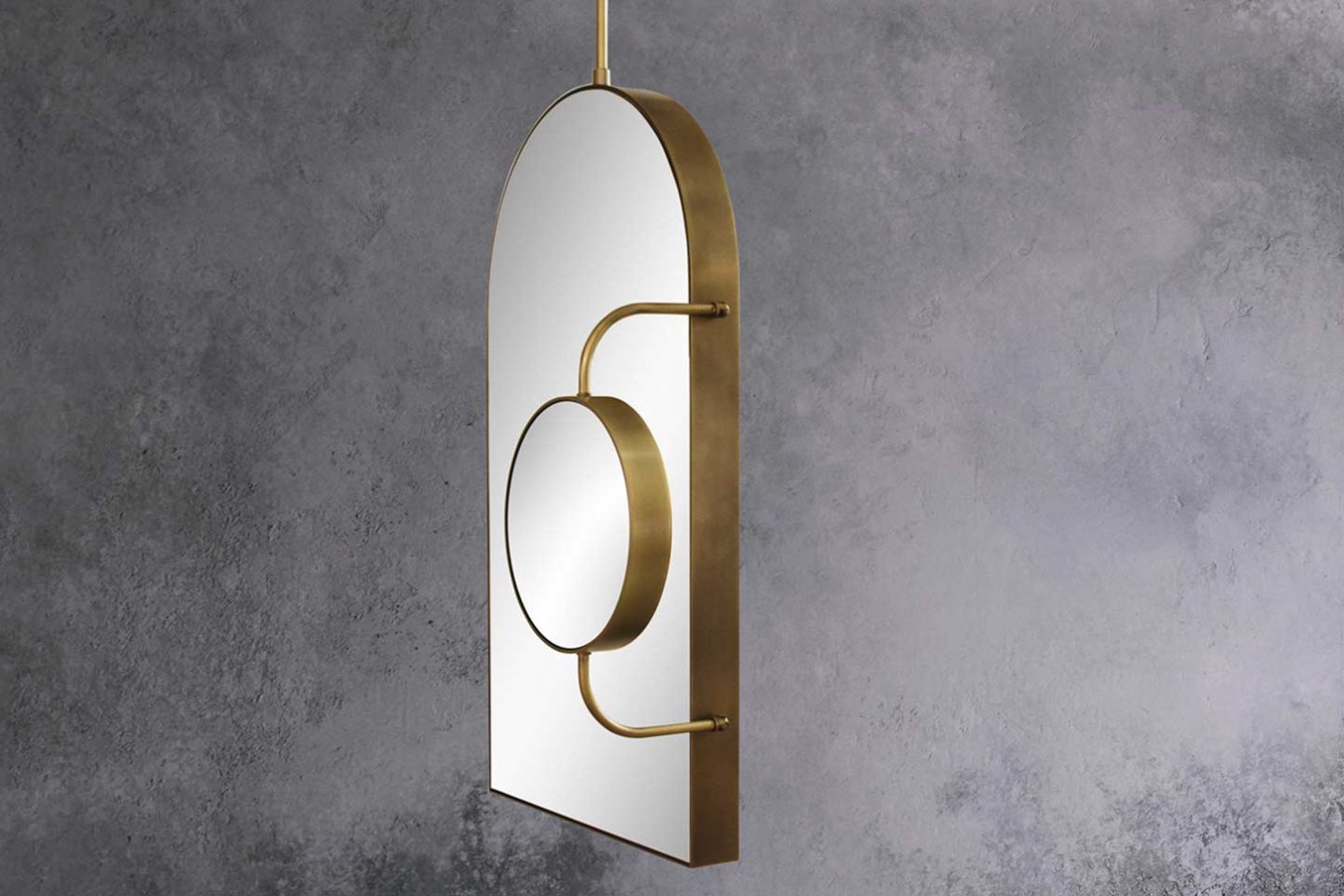 PENDANT MIRROR par Anna Karlin