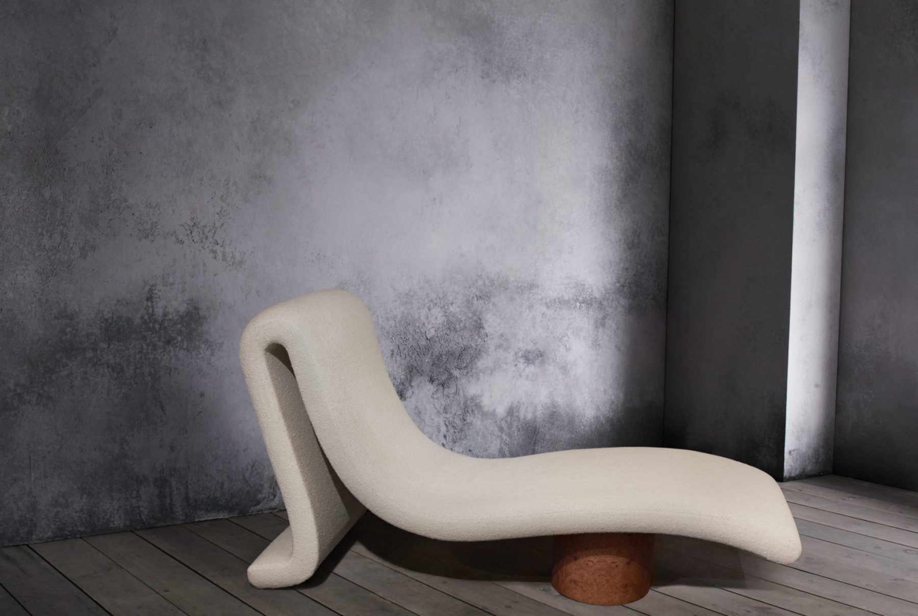 SLUMP CHAISE par Anna Karlin