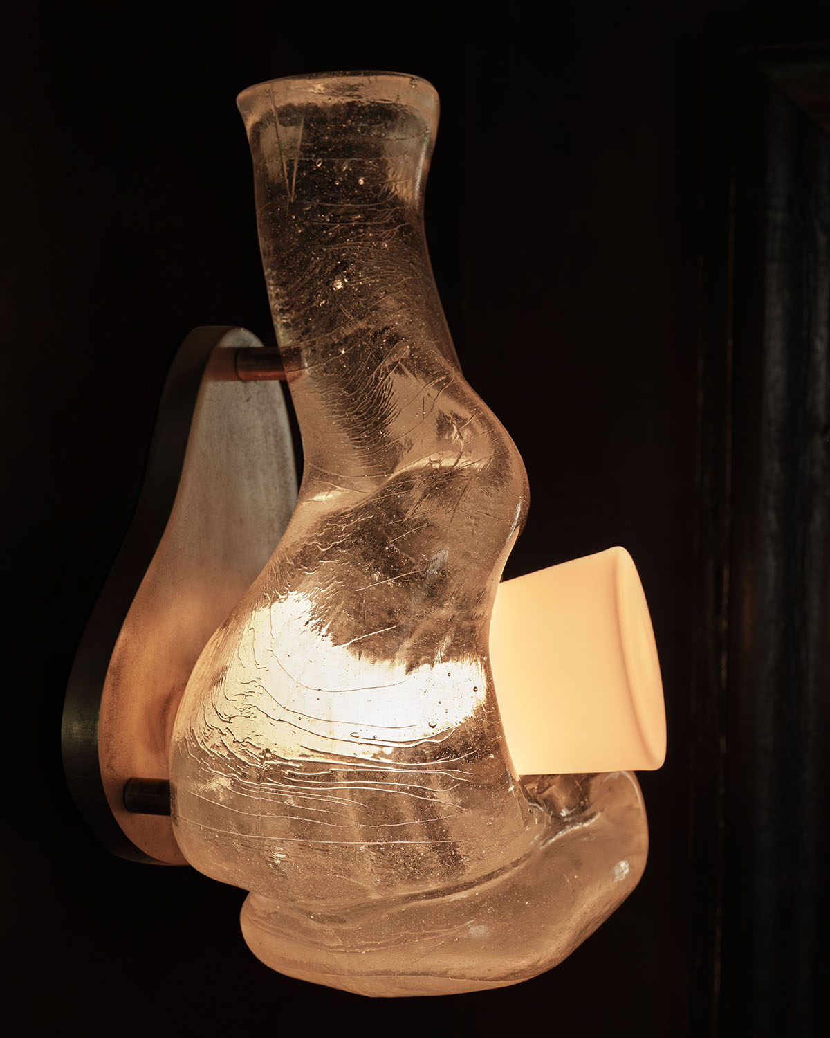 SQUIDGE SCONCE par Anna Karlin
