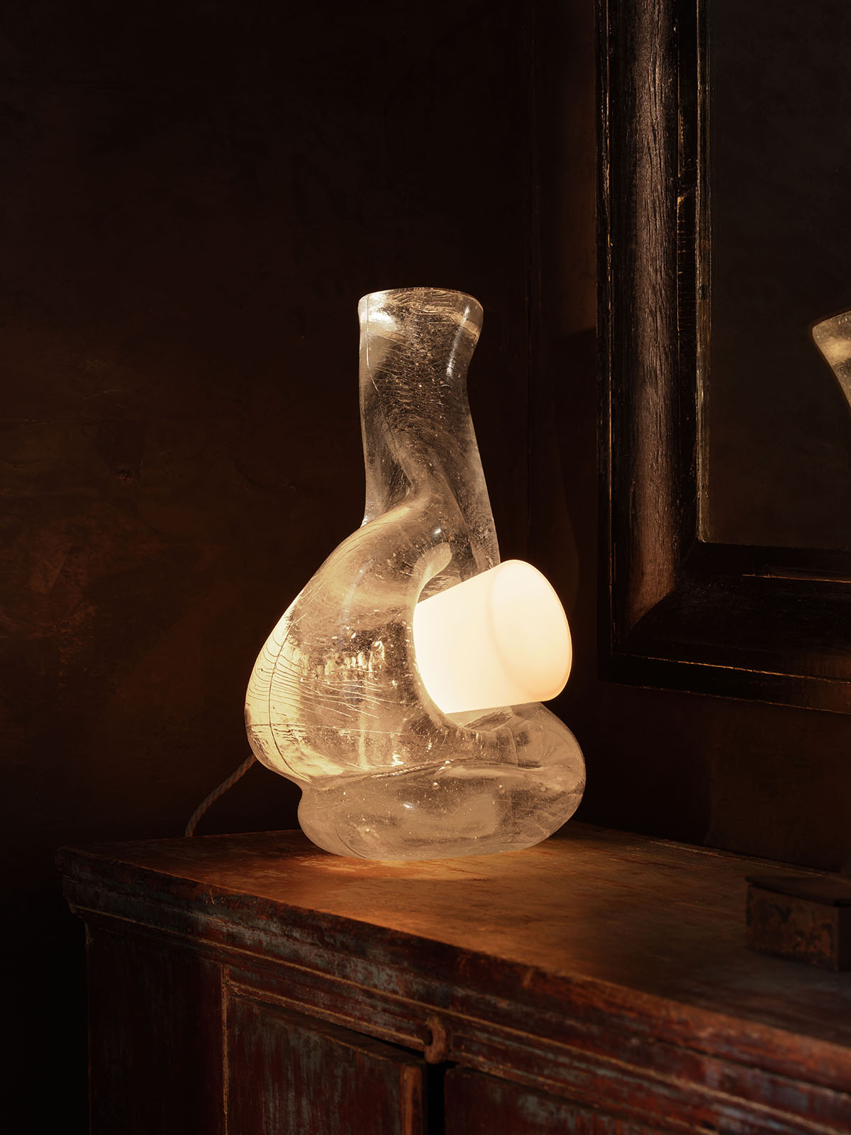 SQUIDGE TABLE LAMP par Anna Karlin