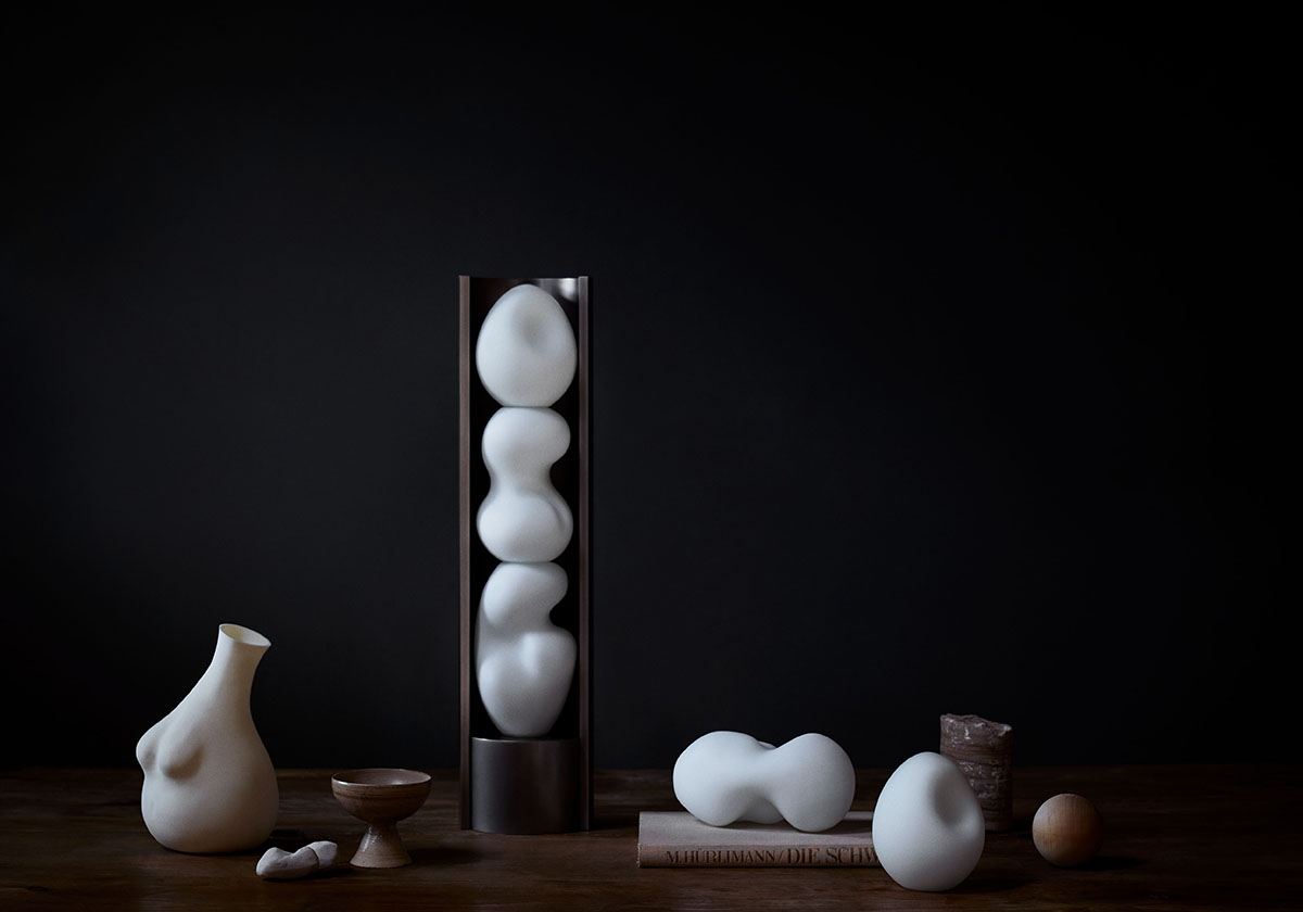 TRIPLET TABLE LAMP par Anna Karlin