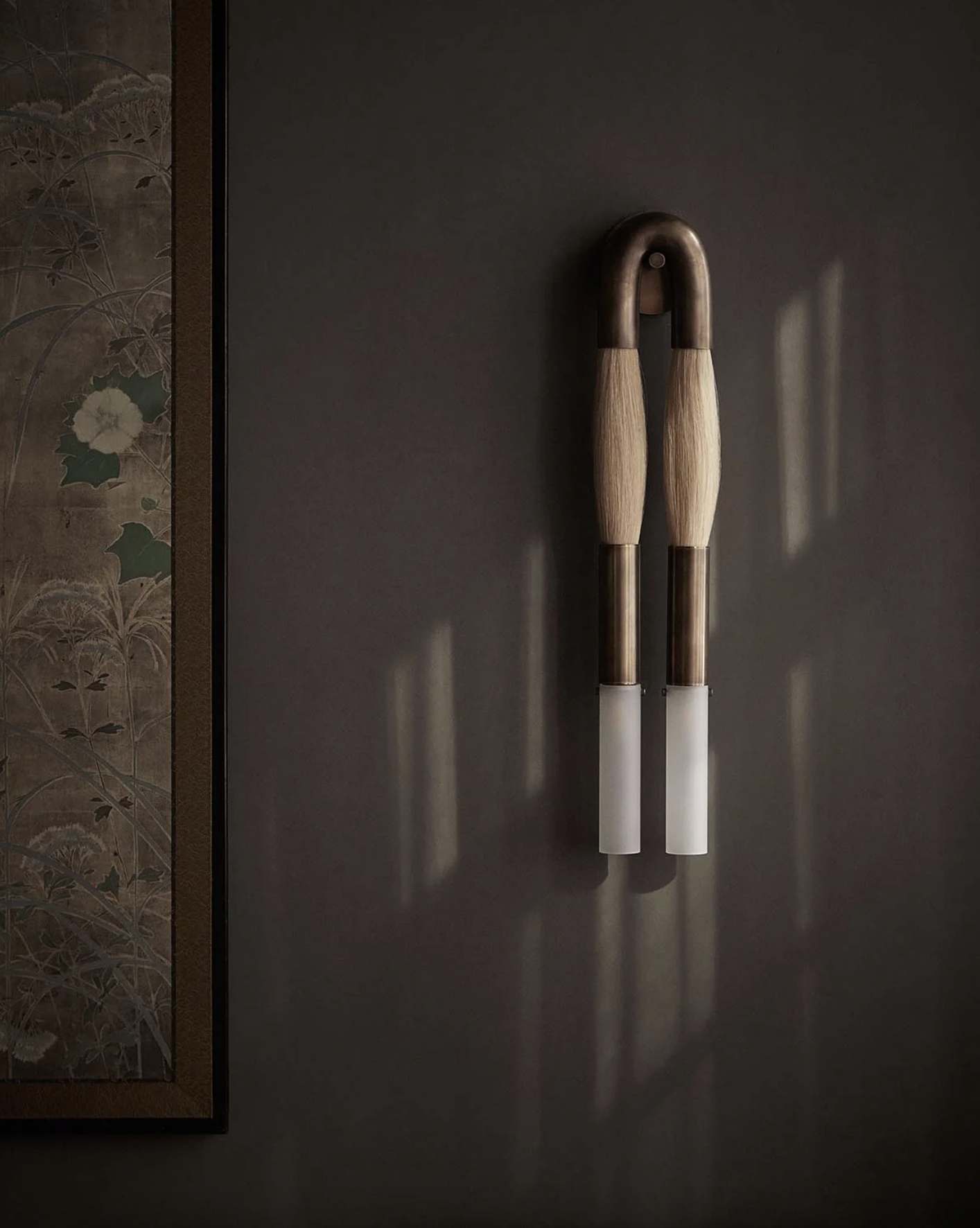 HORSEHAIR 2 SCONCE par Apparatus