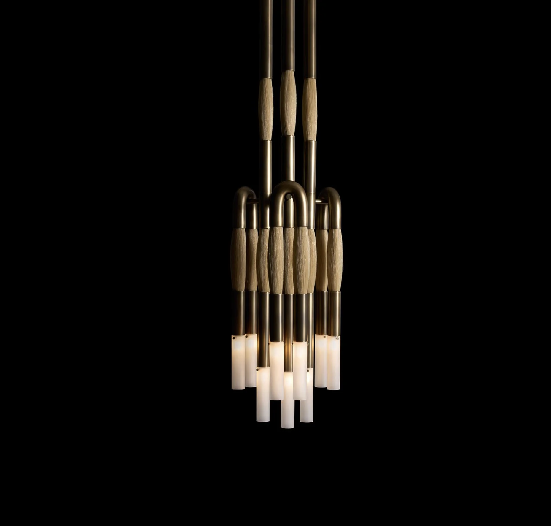 HORSEHAIR 9 PENDANT par Apparatus